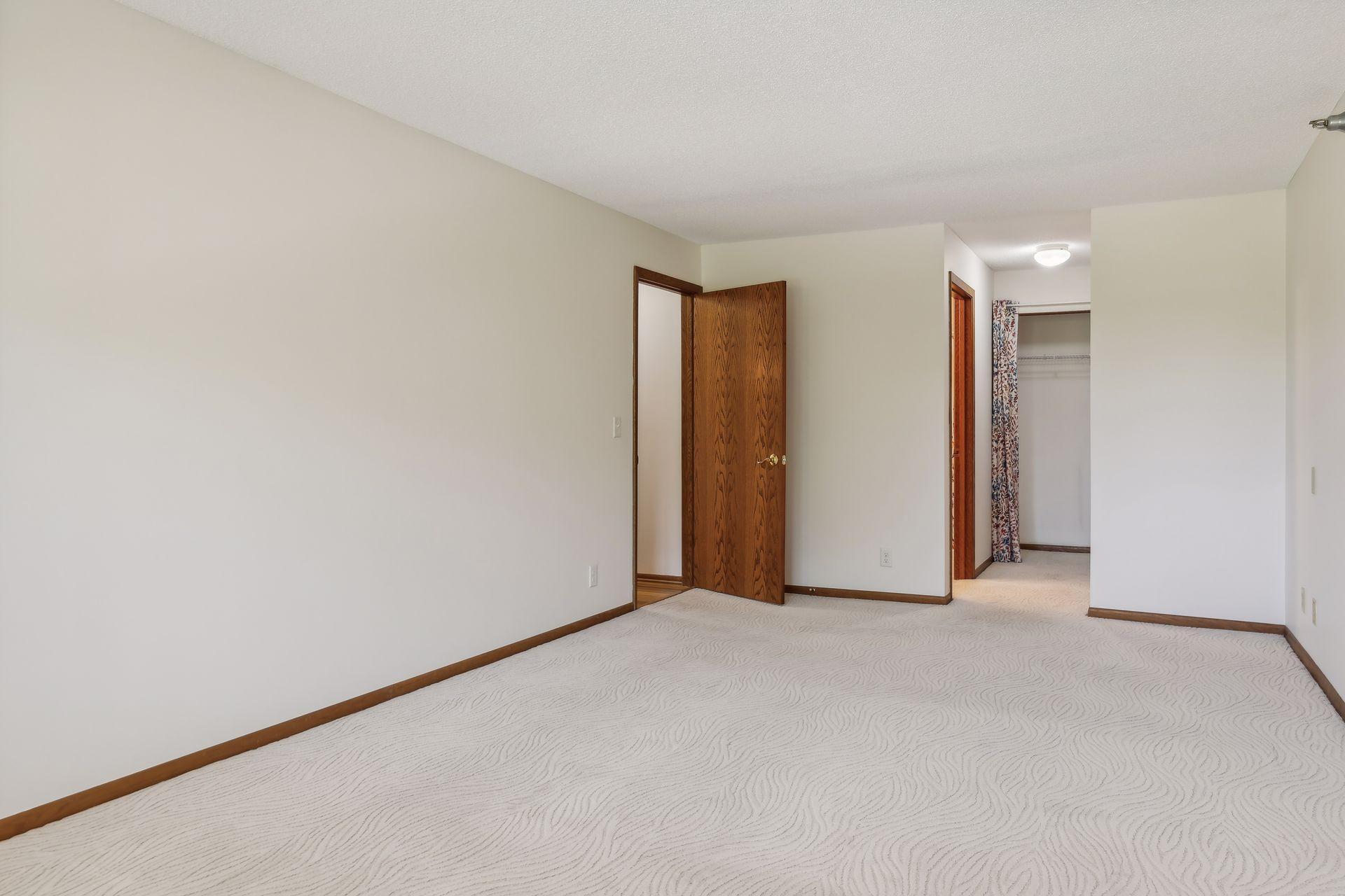 1666 Coffman Street Unit: 221