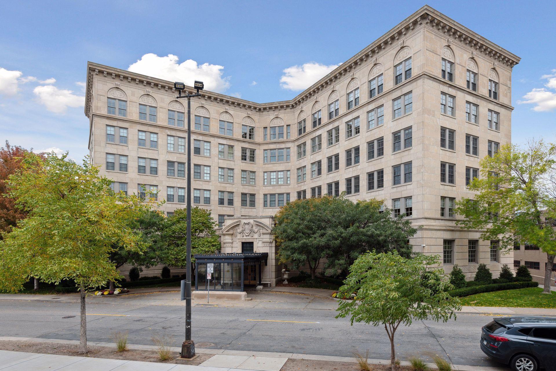 510 Groveland Avenue Unit: 526