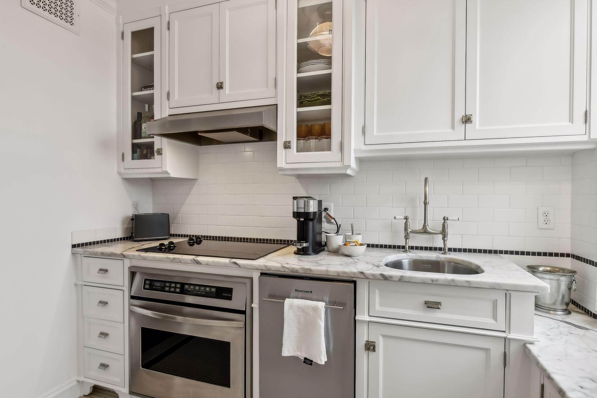 510 Groveland Avenue Unit: 526