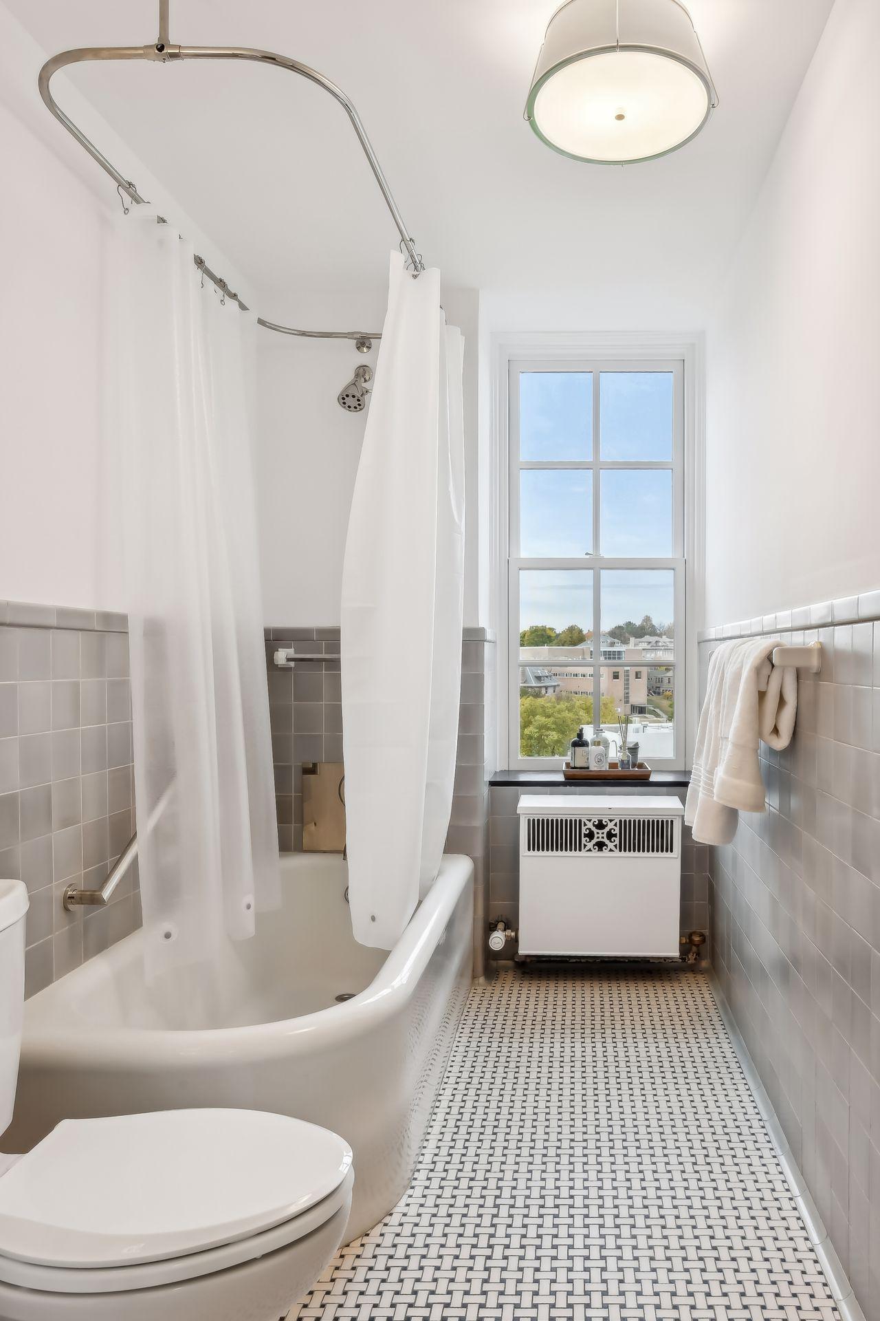 510 Groveland Avenue Unit: 526