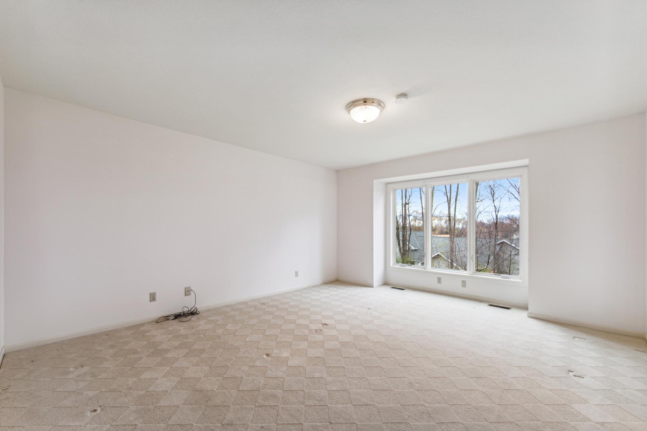 934 S Highview Circle
