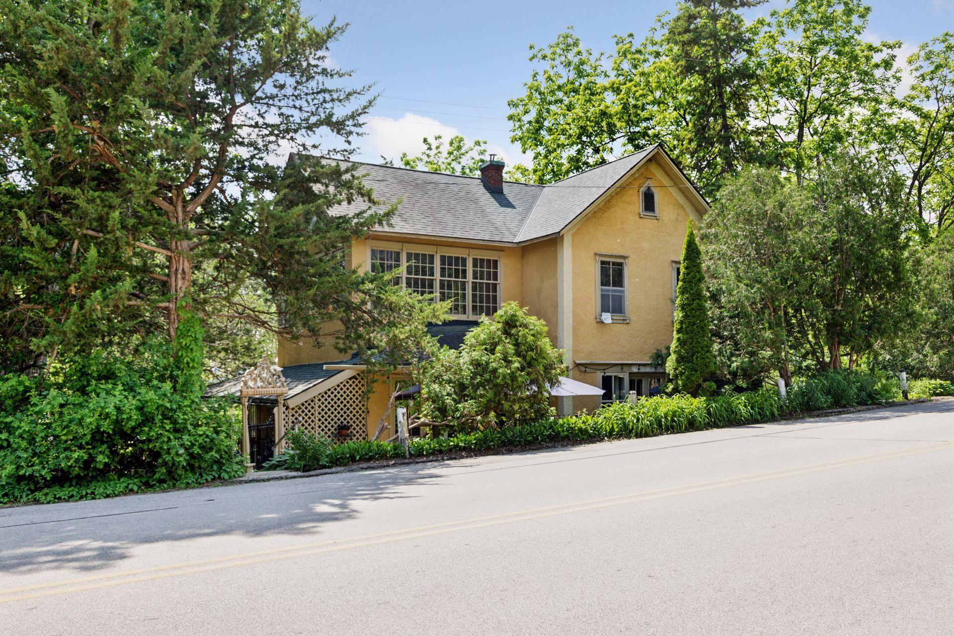 N2038 Elm Street