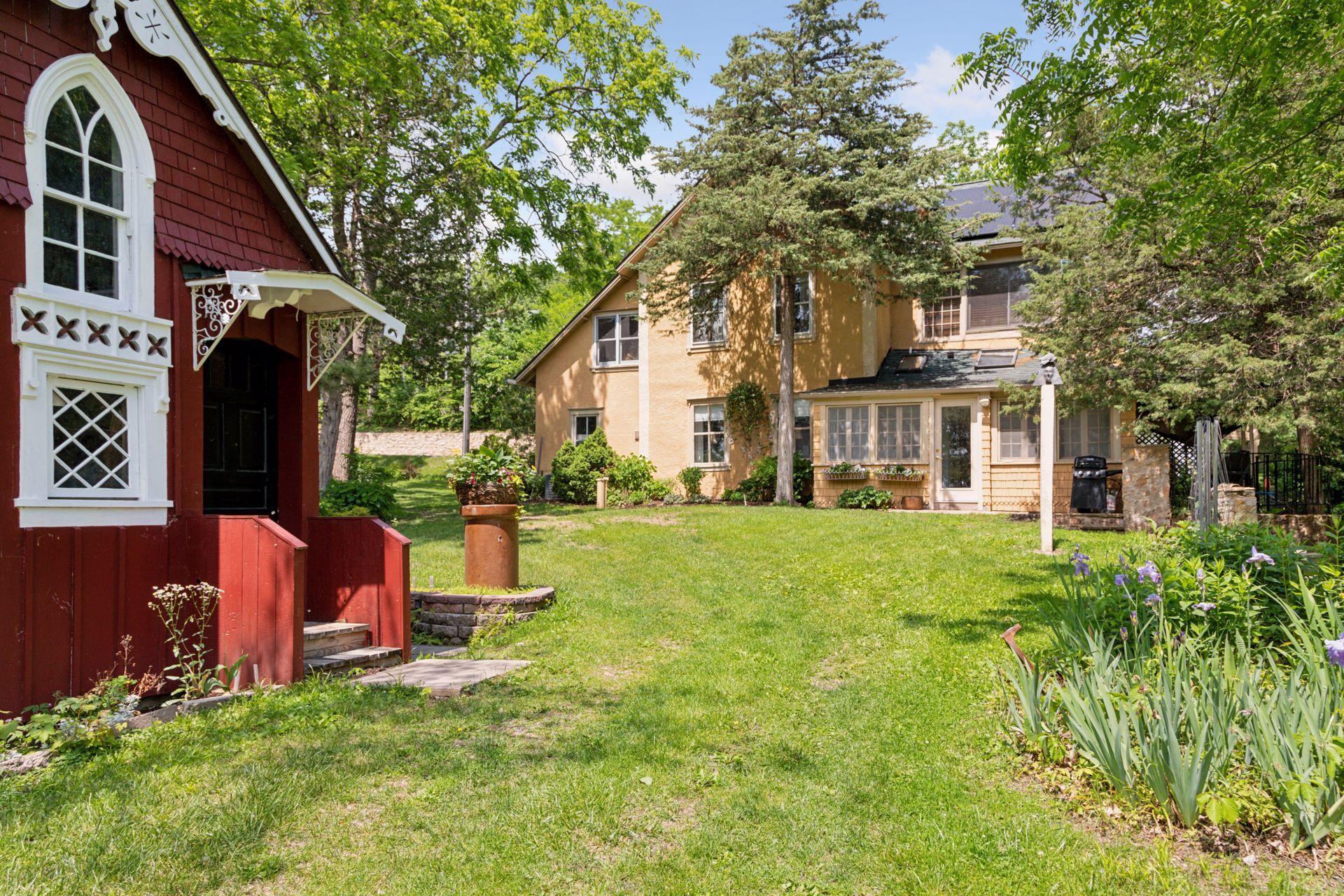 N2038 Elm Street