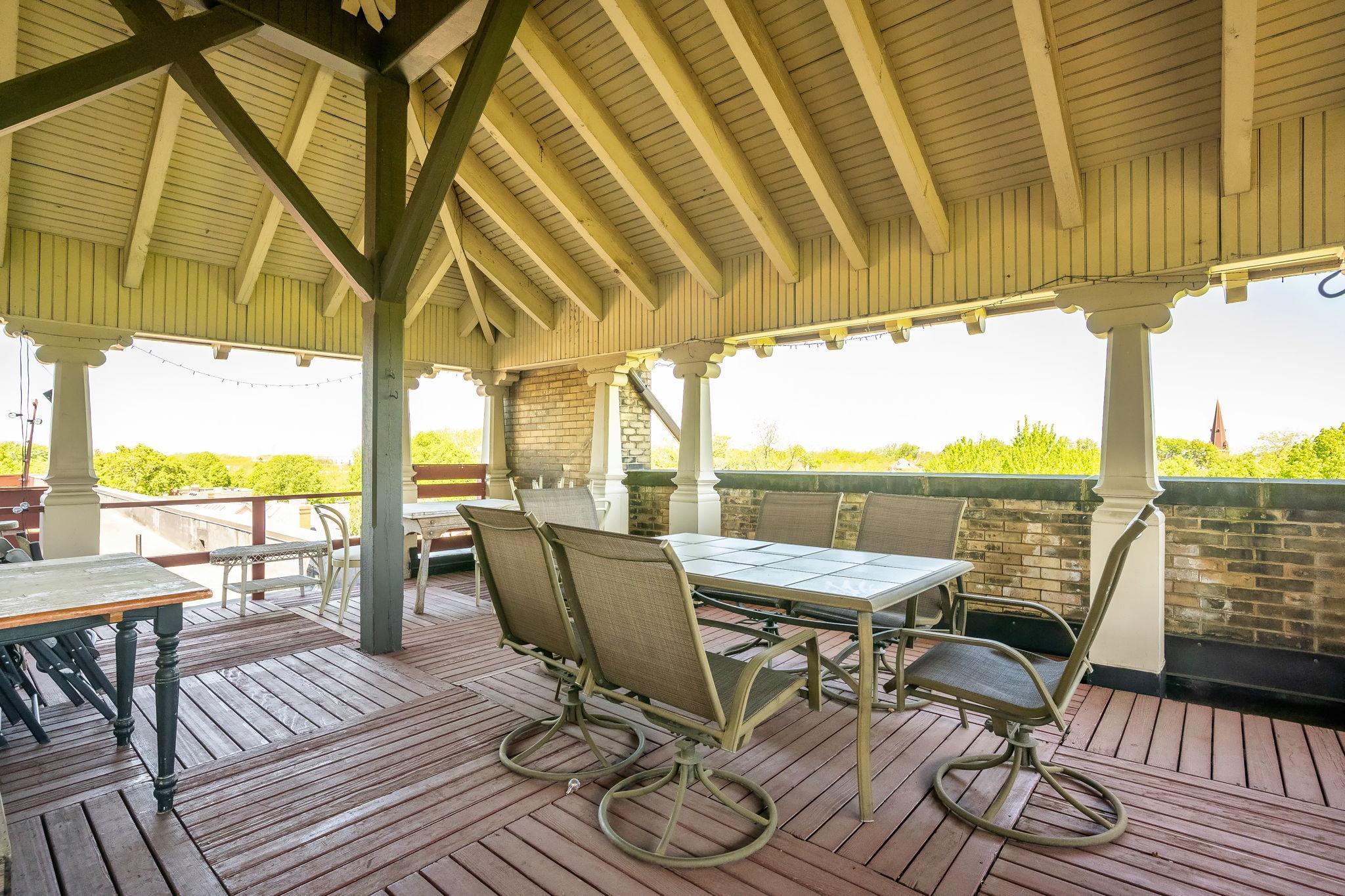 117 Mackubin Street Unit: 2