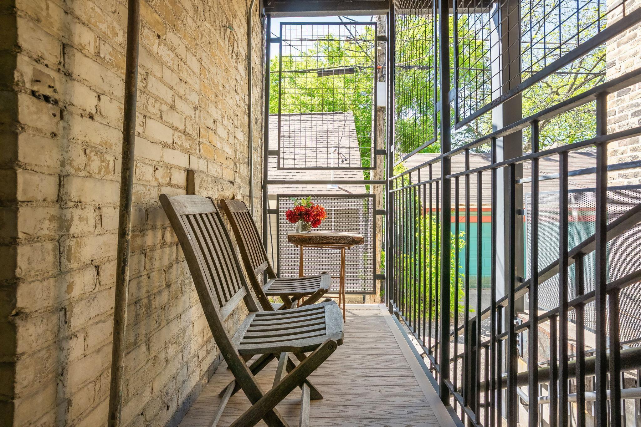 117 Mackubin Street Unit: 2