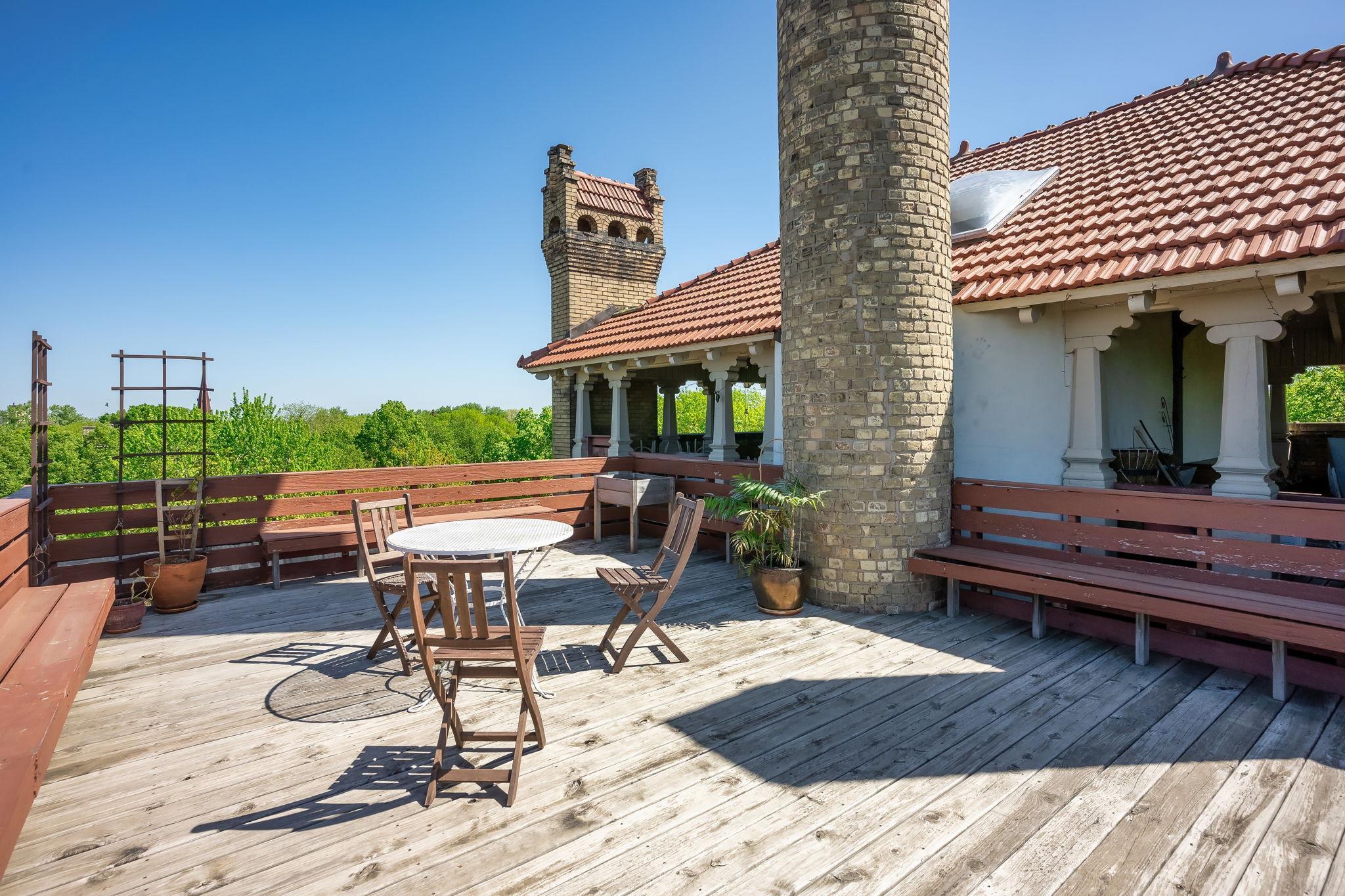 117 Mackubin Street Unit: 2