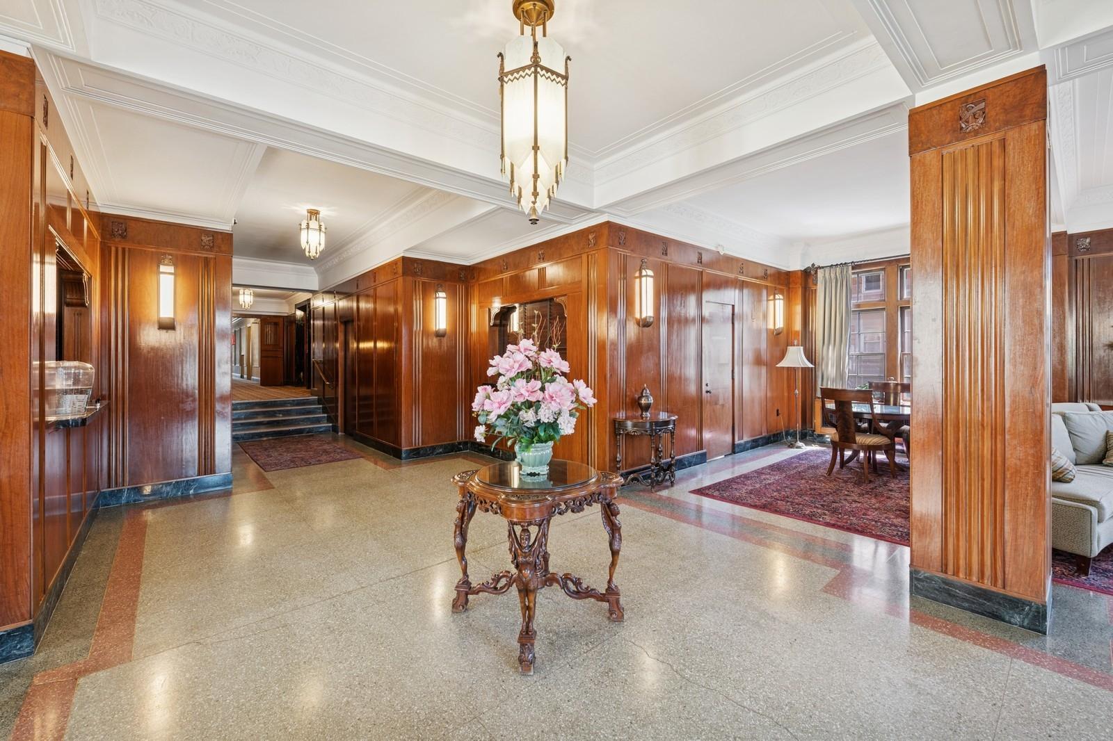 2615 Park Avenue Unit: 120
