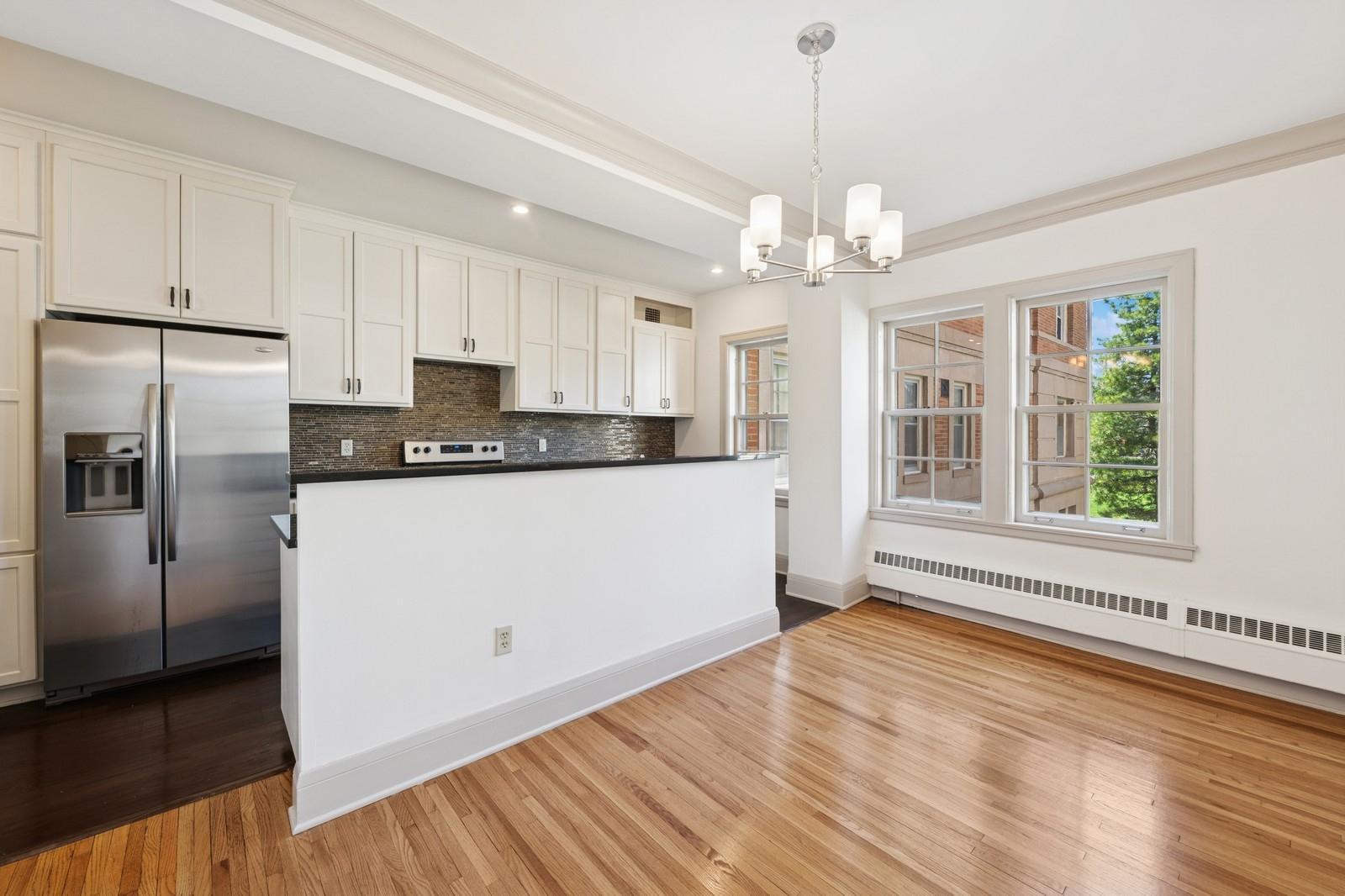 2615 Park Avenue Unit: 120