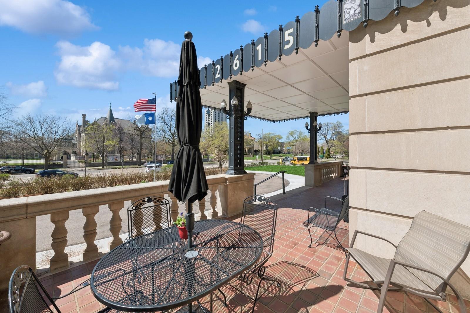 2615 Park Avenue Unit: 120
