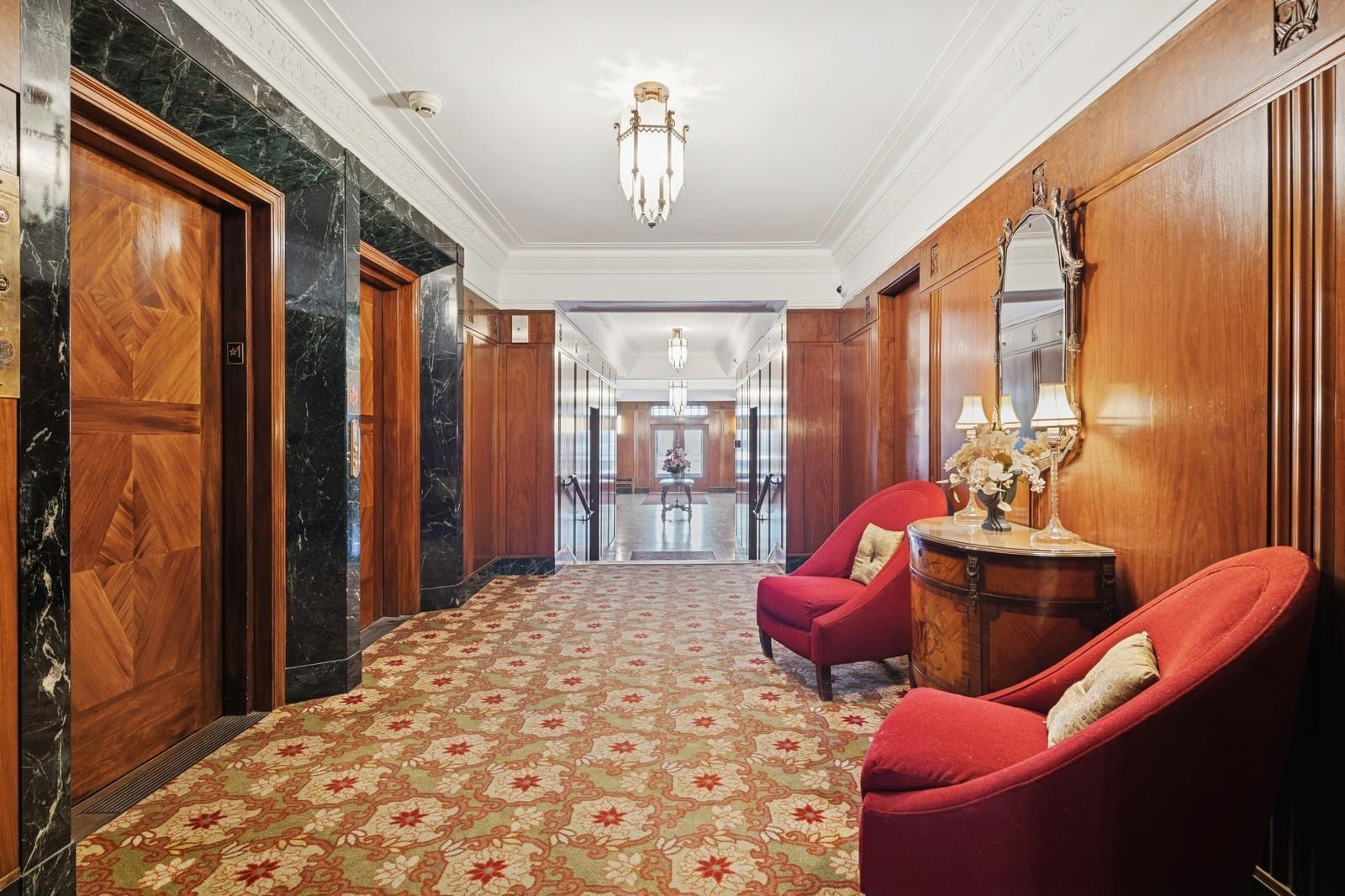 2615 Park Avenue Unit: 120