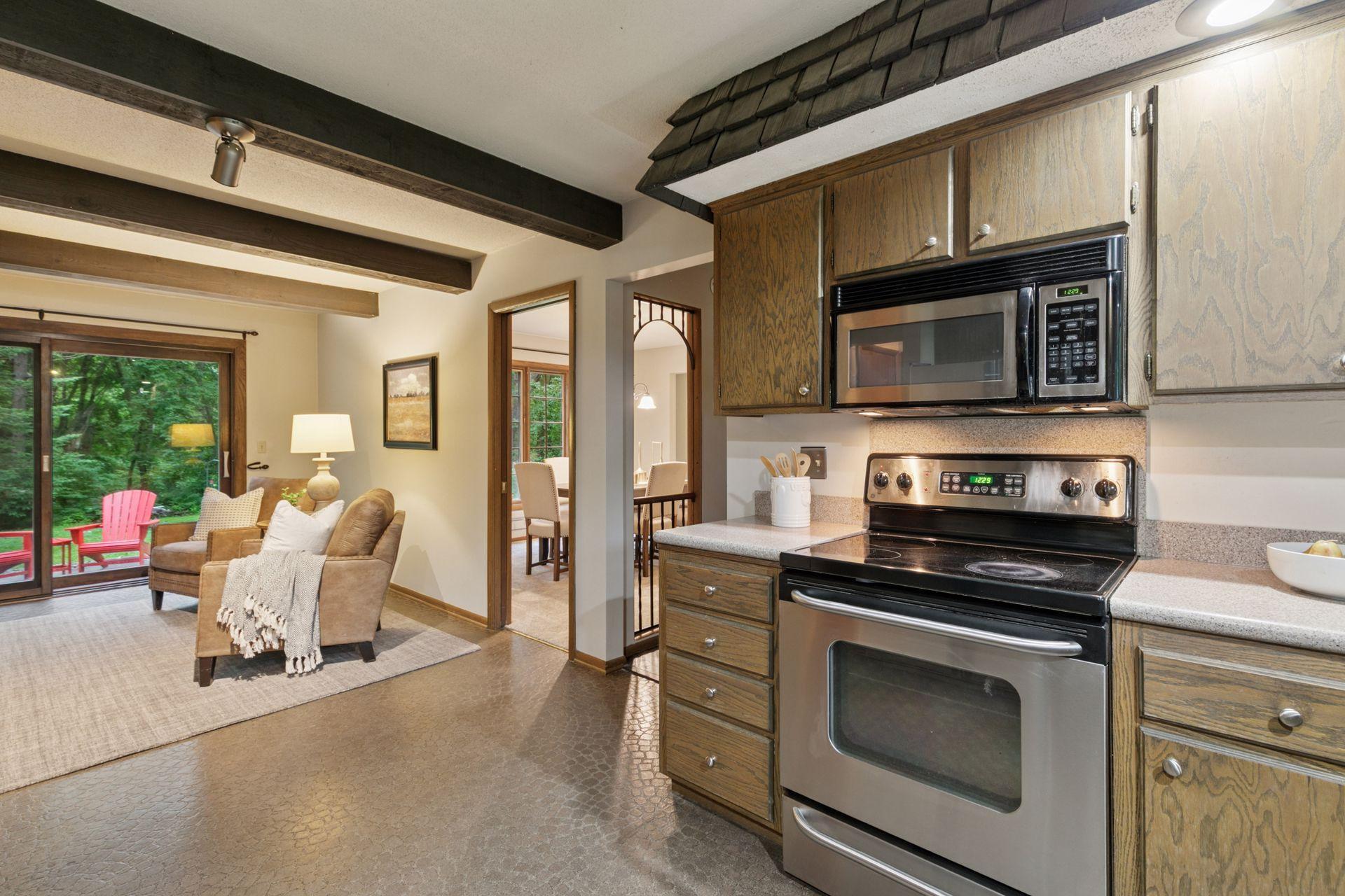 2700 Isle Royale Court
