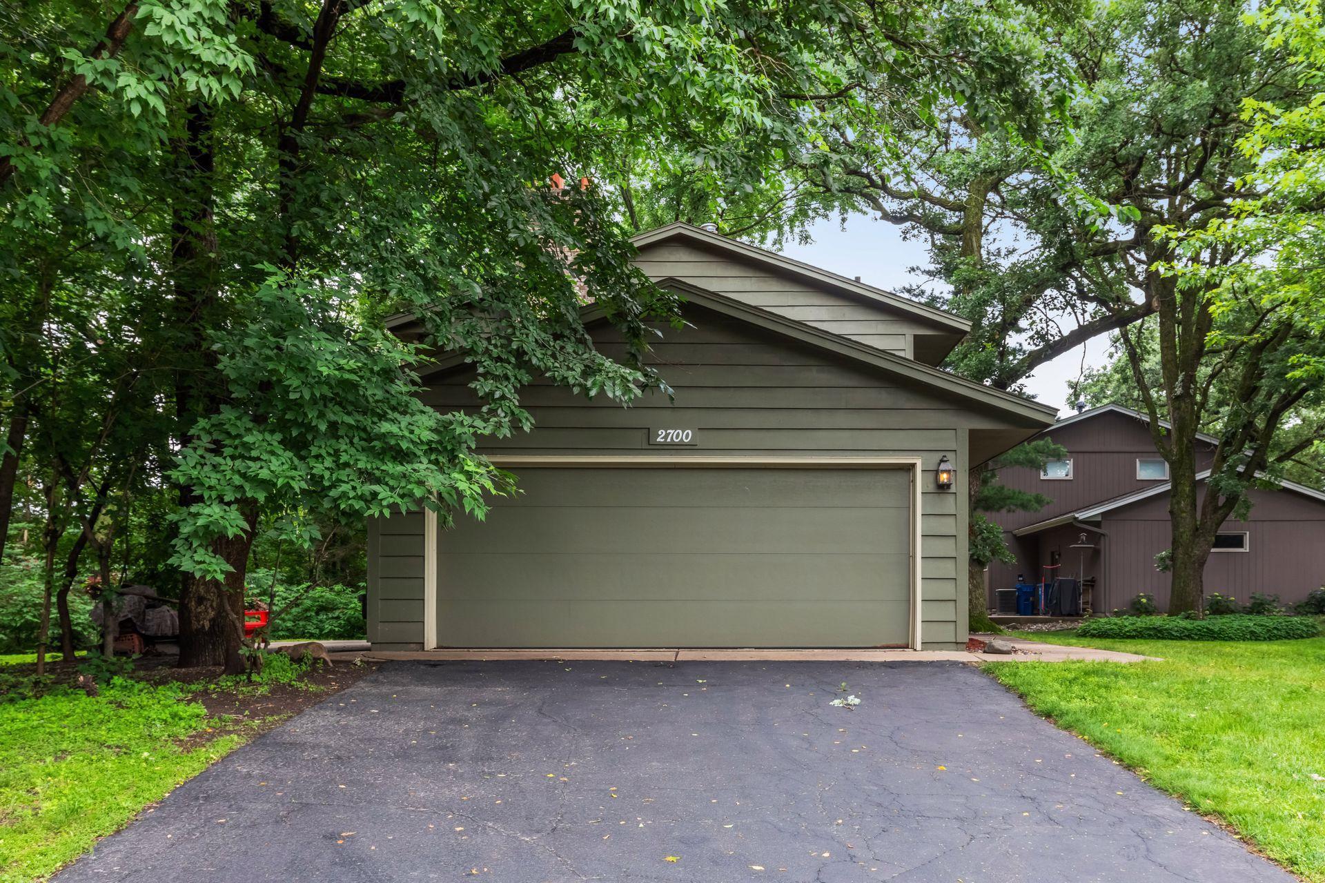 2700 Isle Royale Court