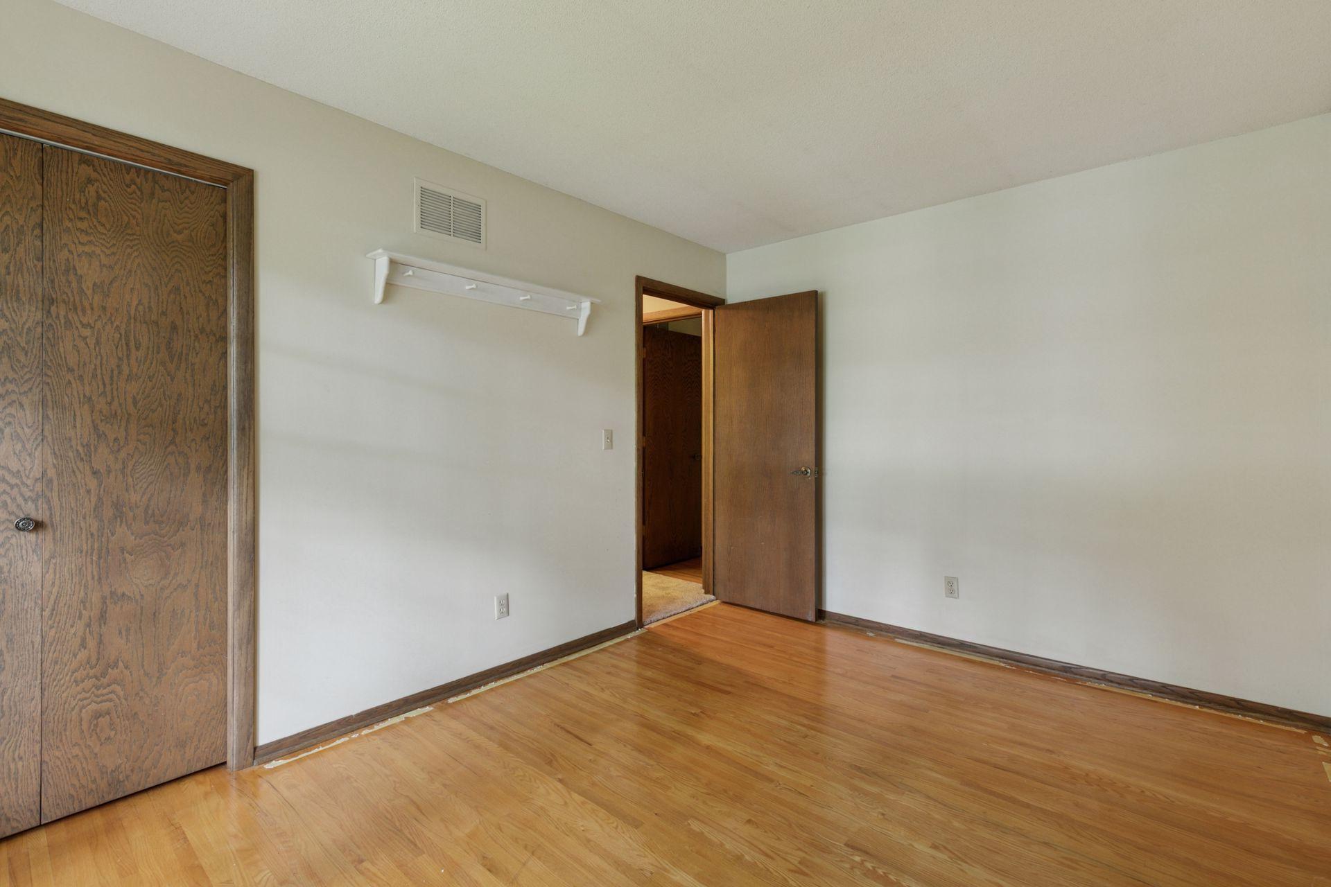 2700 Isle Royale Court