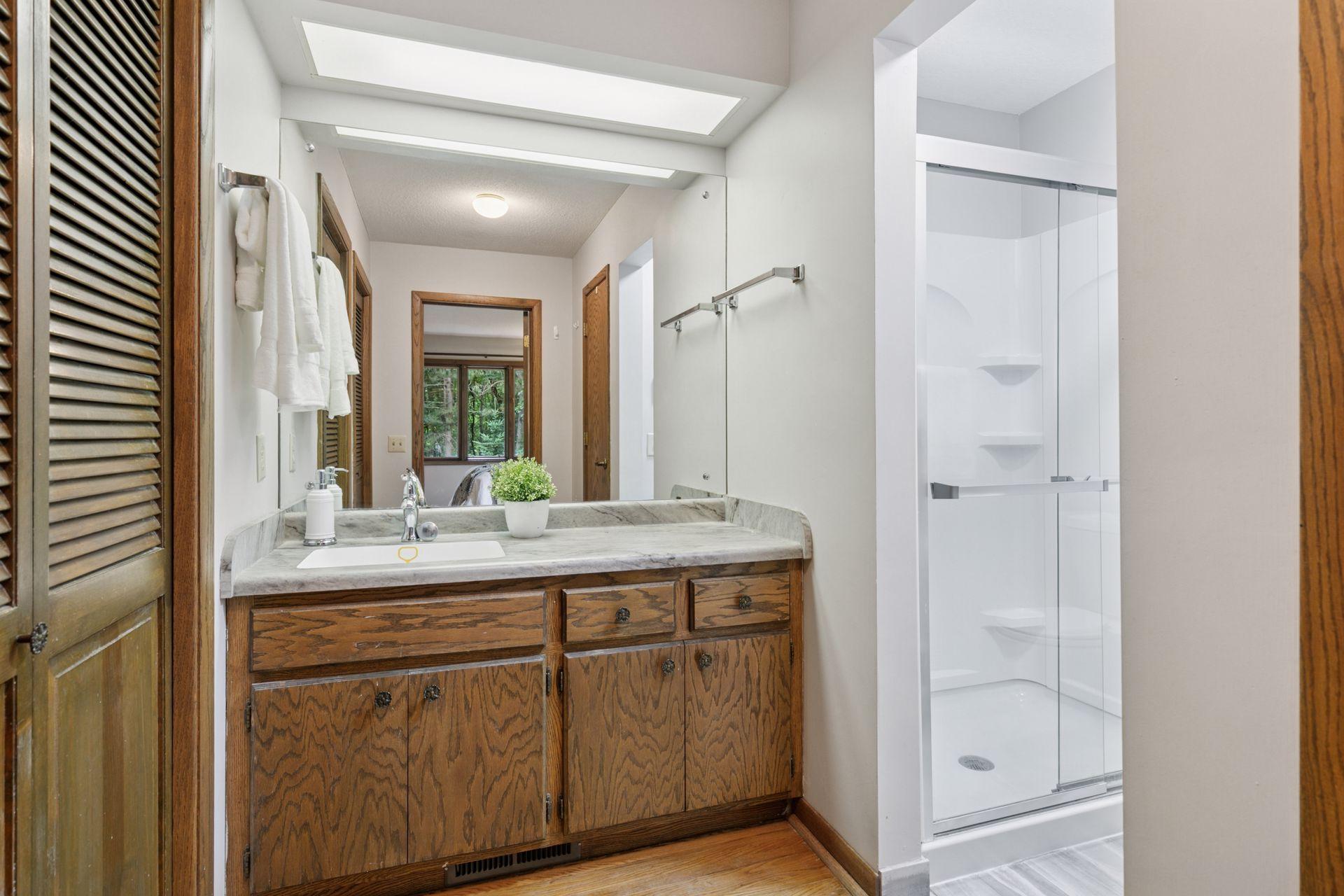2700 Isle Royale Court
