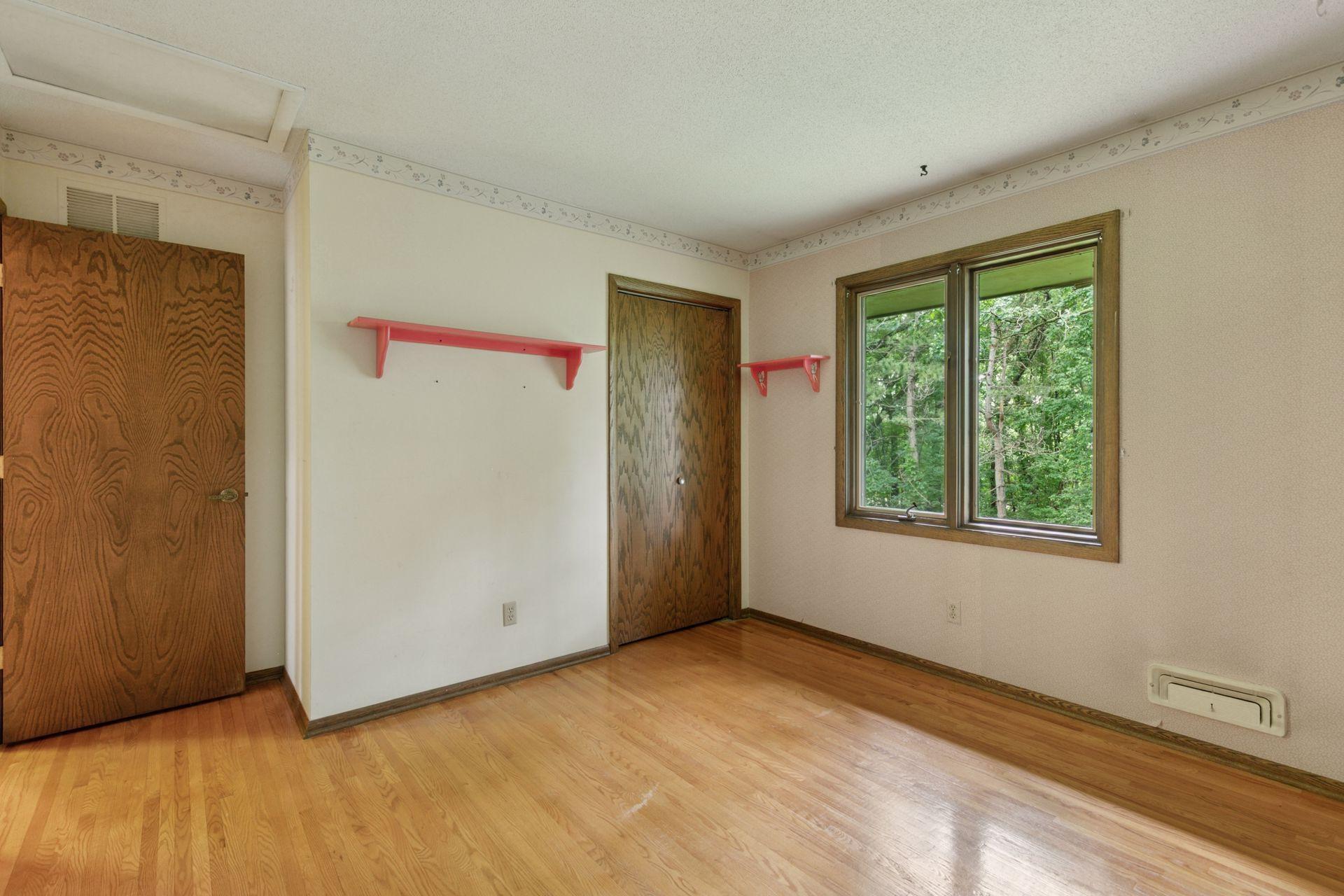 2700 Isle Royale Court
