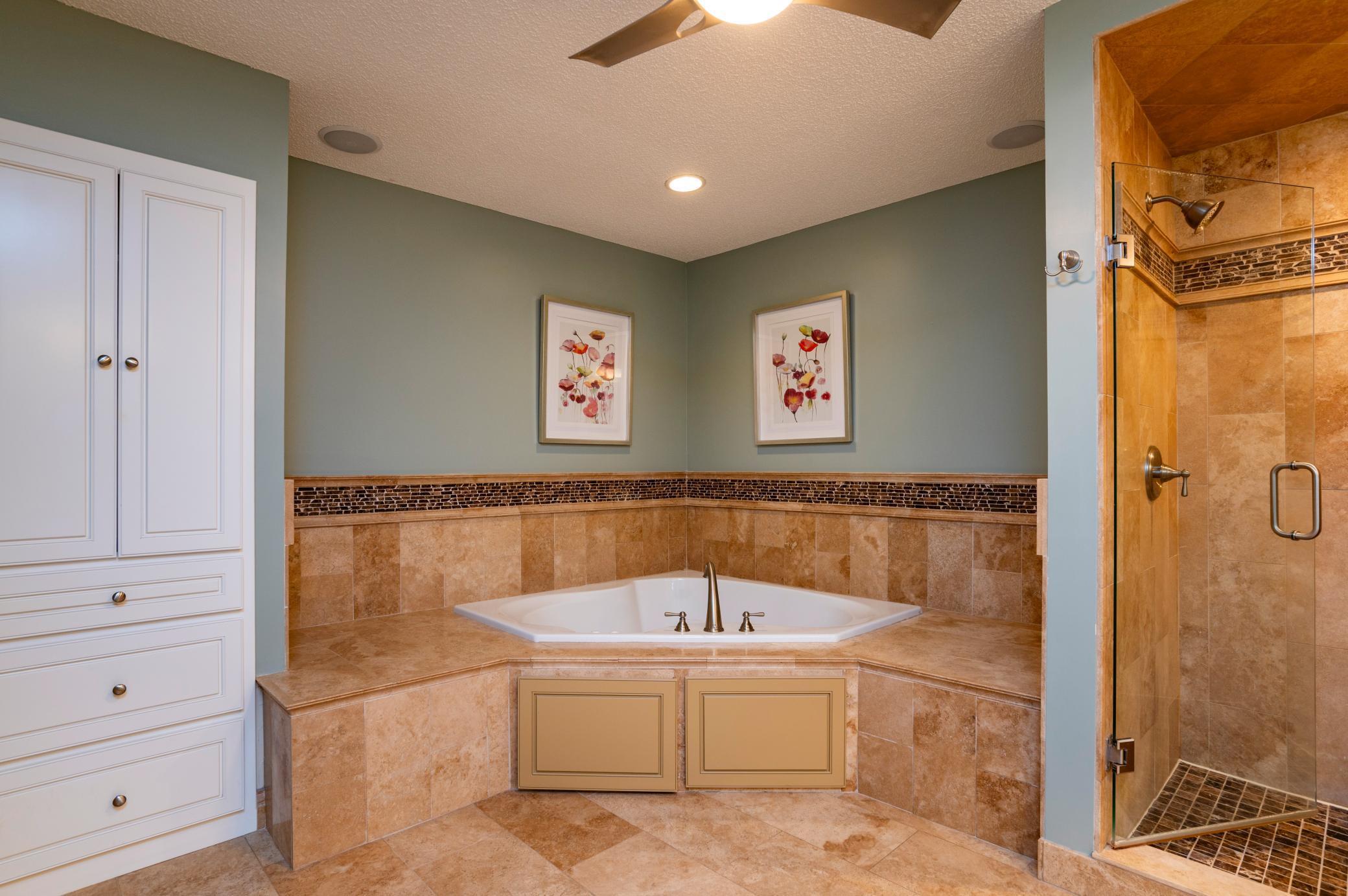 10440 Eagle Pointe Trail