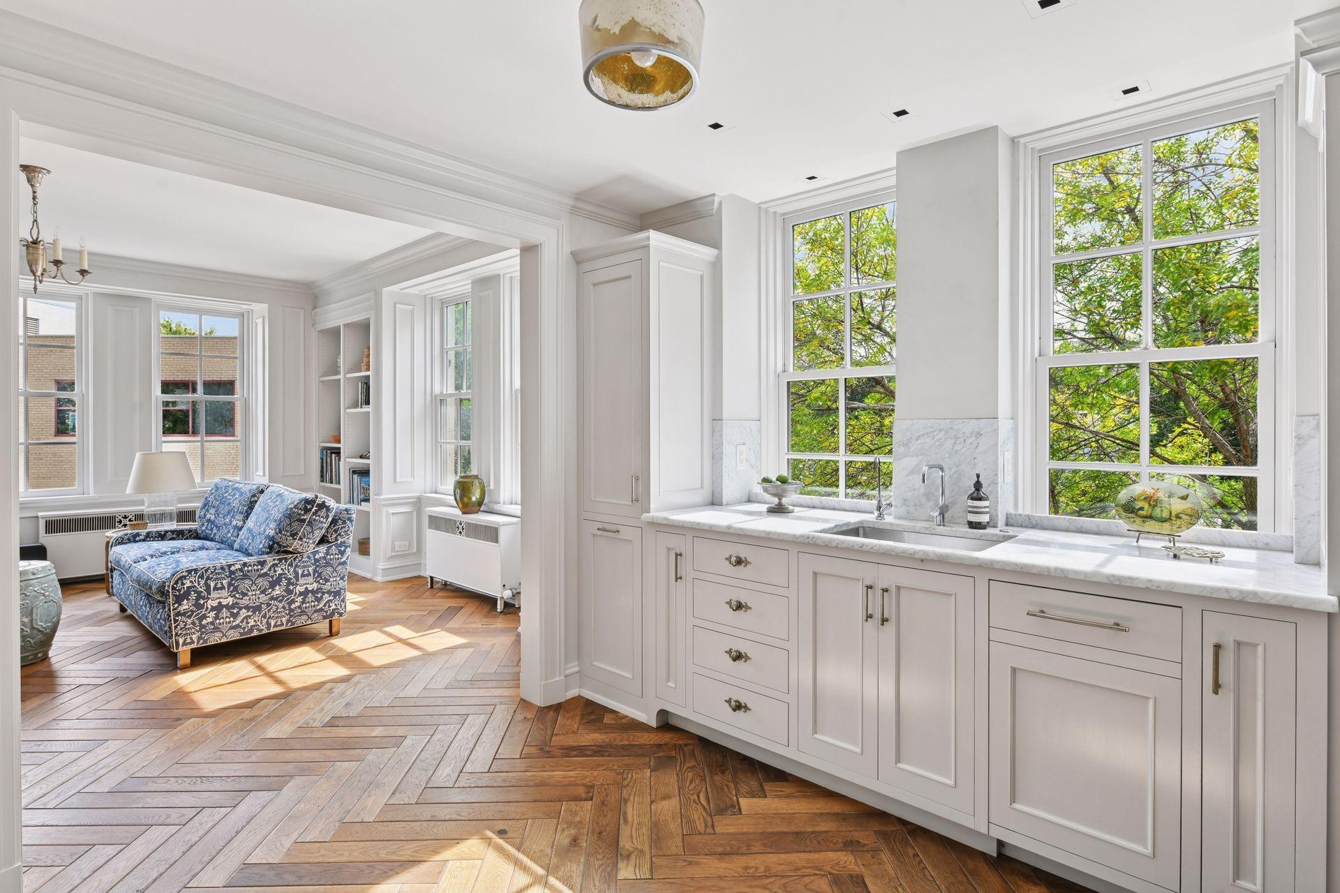 510 Groveland Avenue Unit: 204