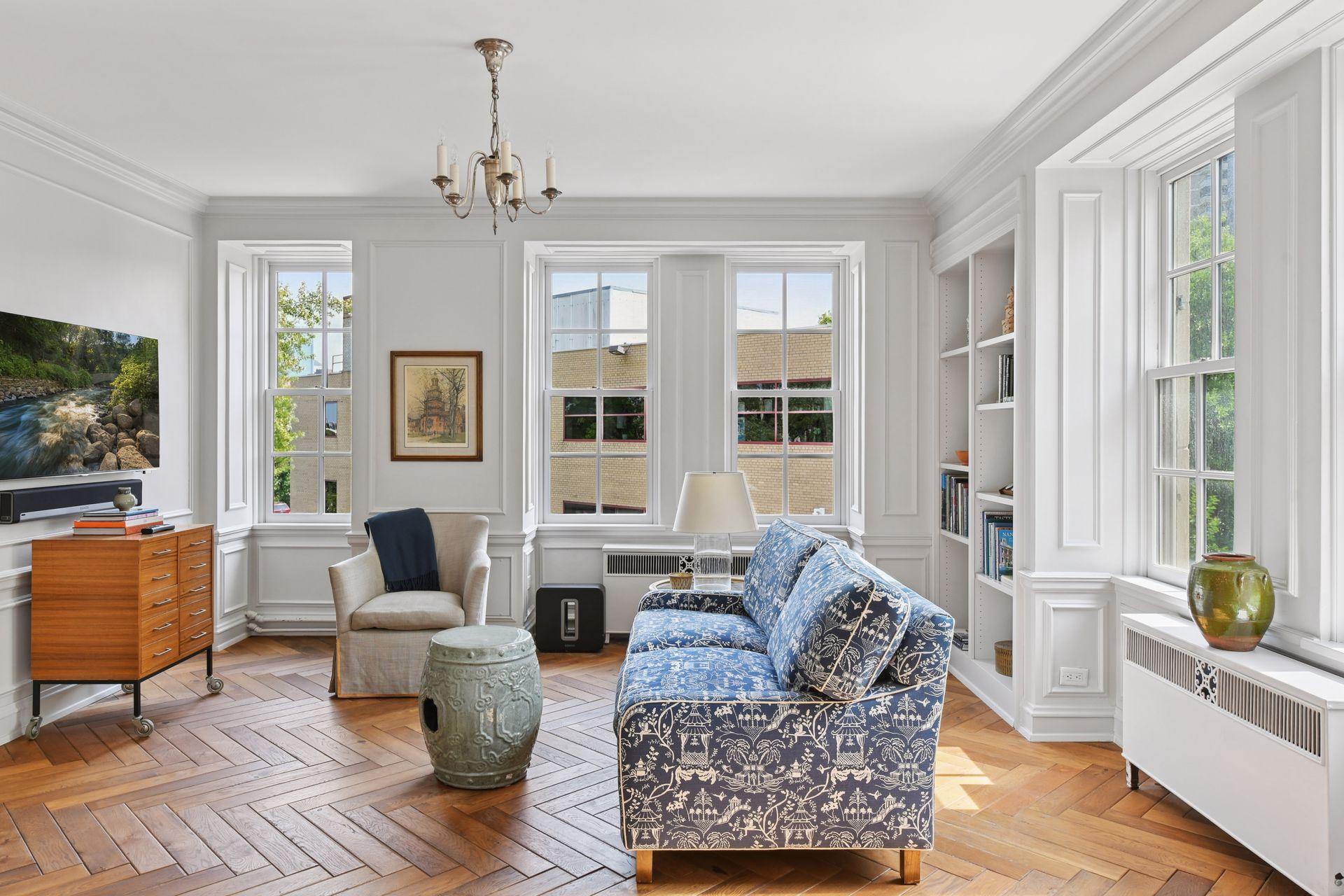 510 Groveland Avenue Unit: 204