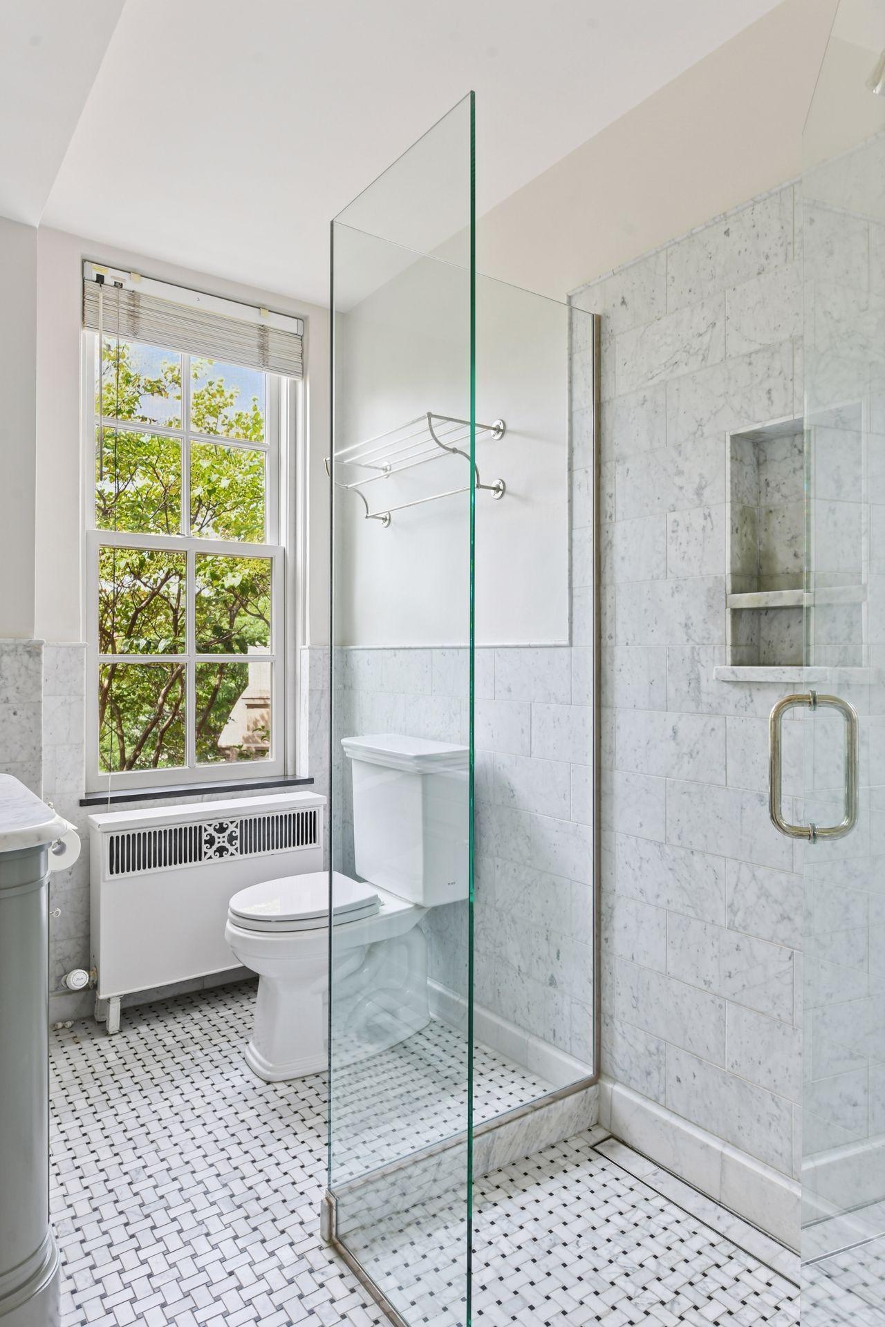 510 Groveland Avenue Unit: 204