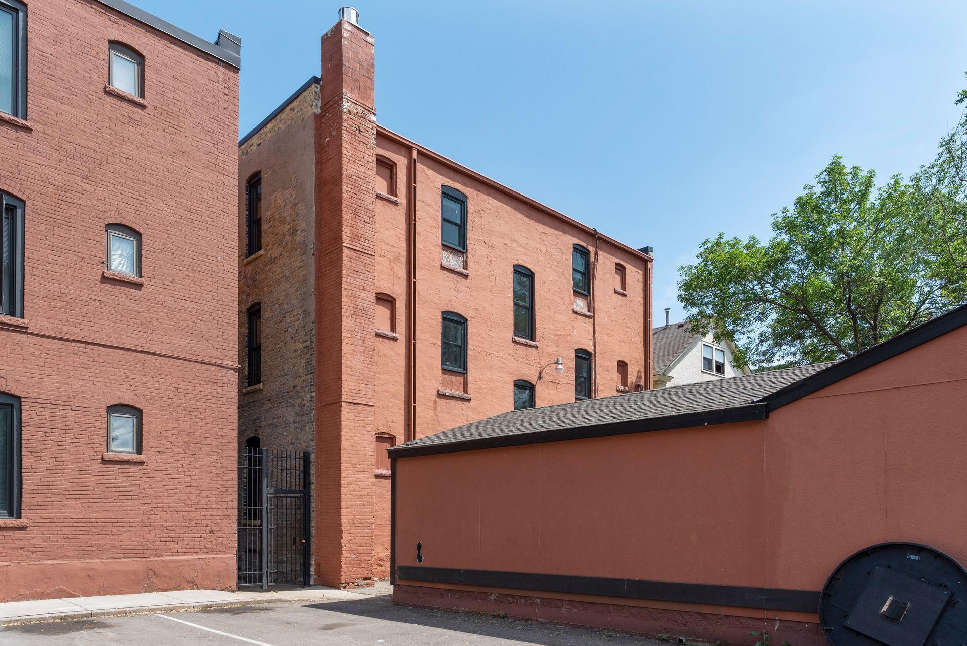 1520 Elliot Avenue Unit: 1