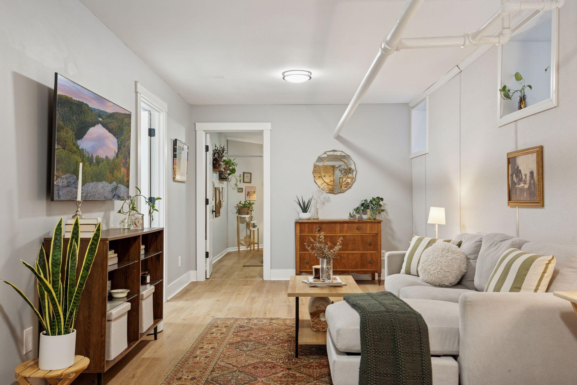 1520 Elliot Avenue Unit: 1