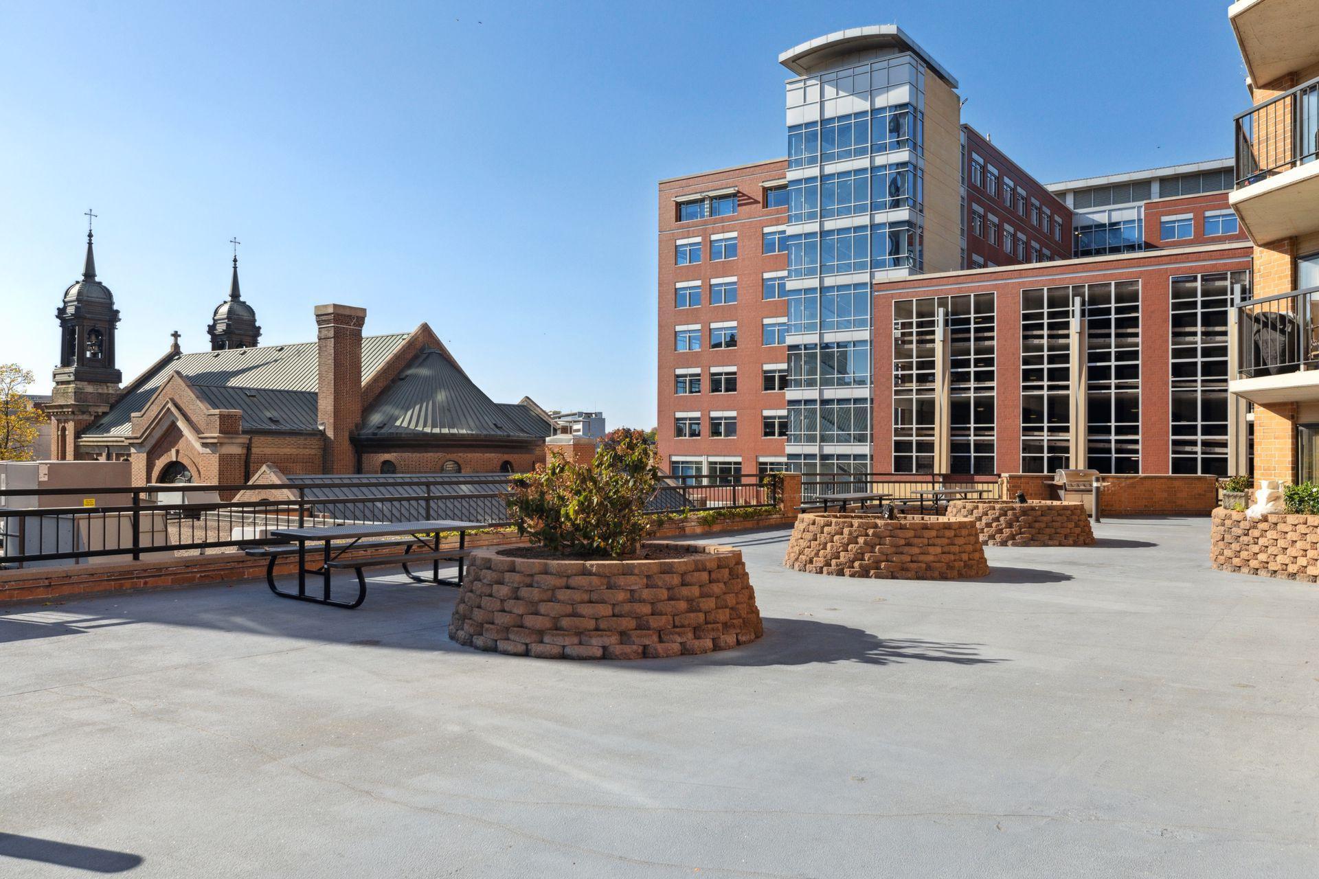 78 10th Street E Unit: 1010