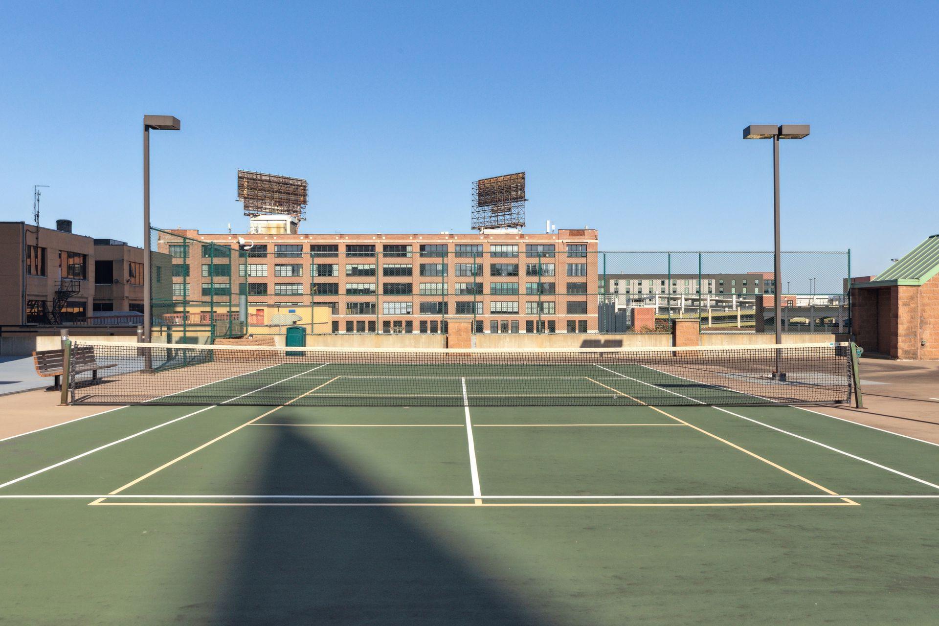 78 10th Street E Unit: 1010