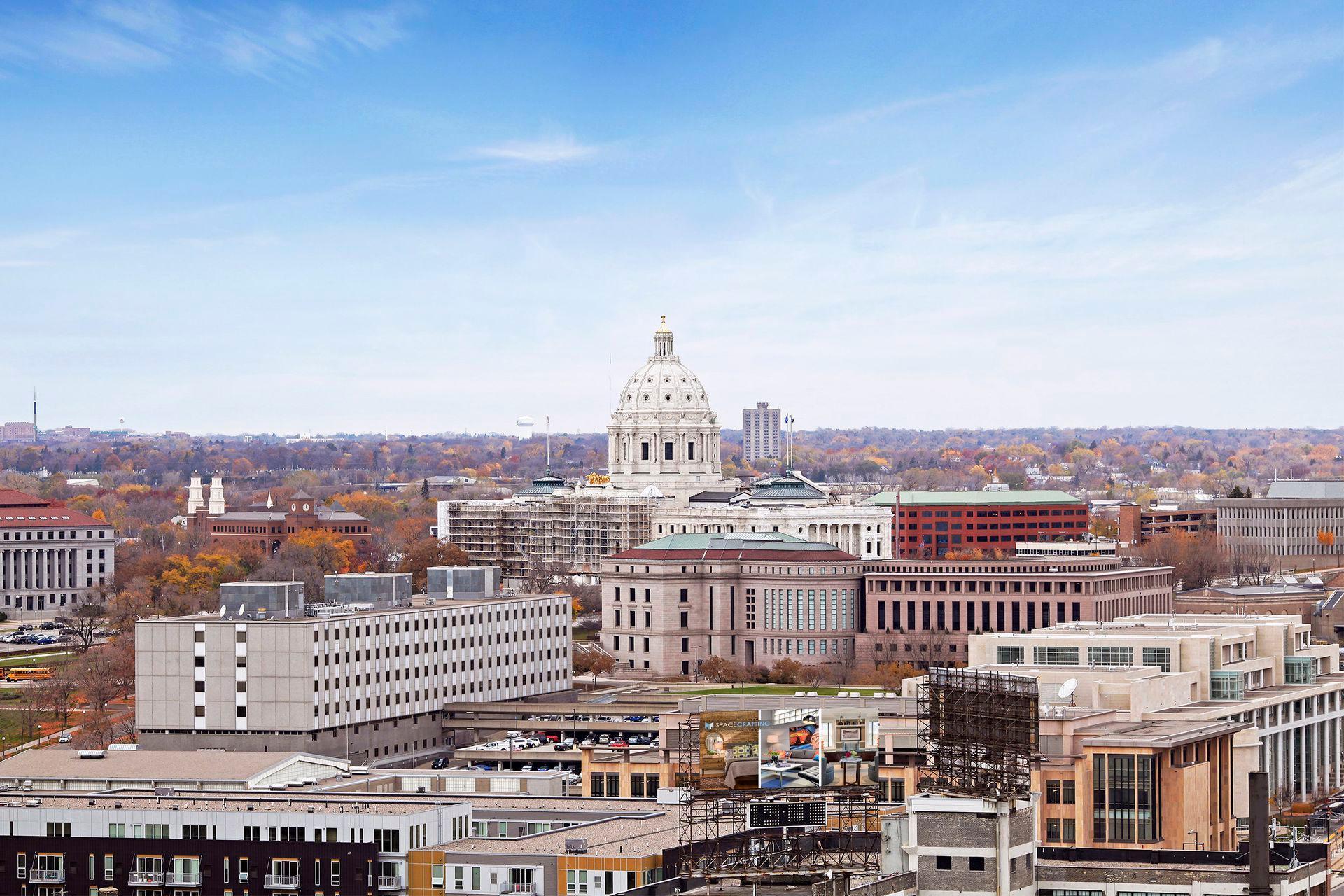 78 10th Street E Unit: 1010