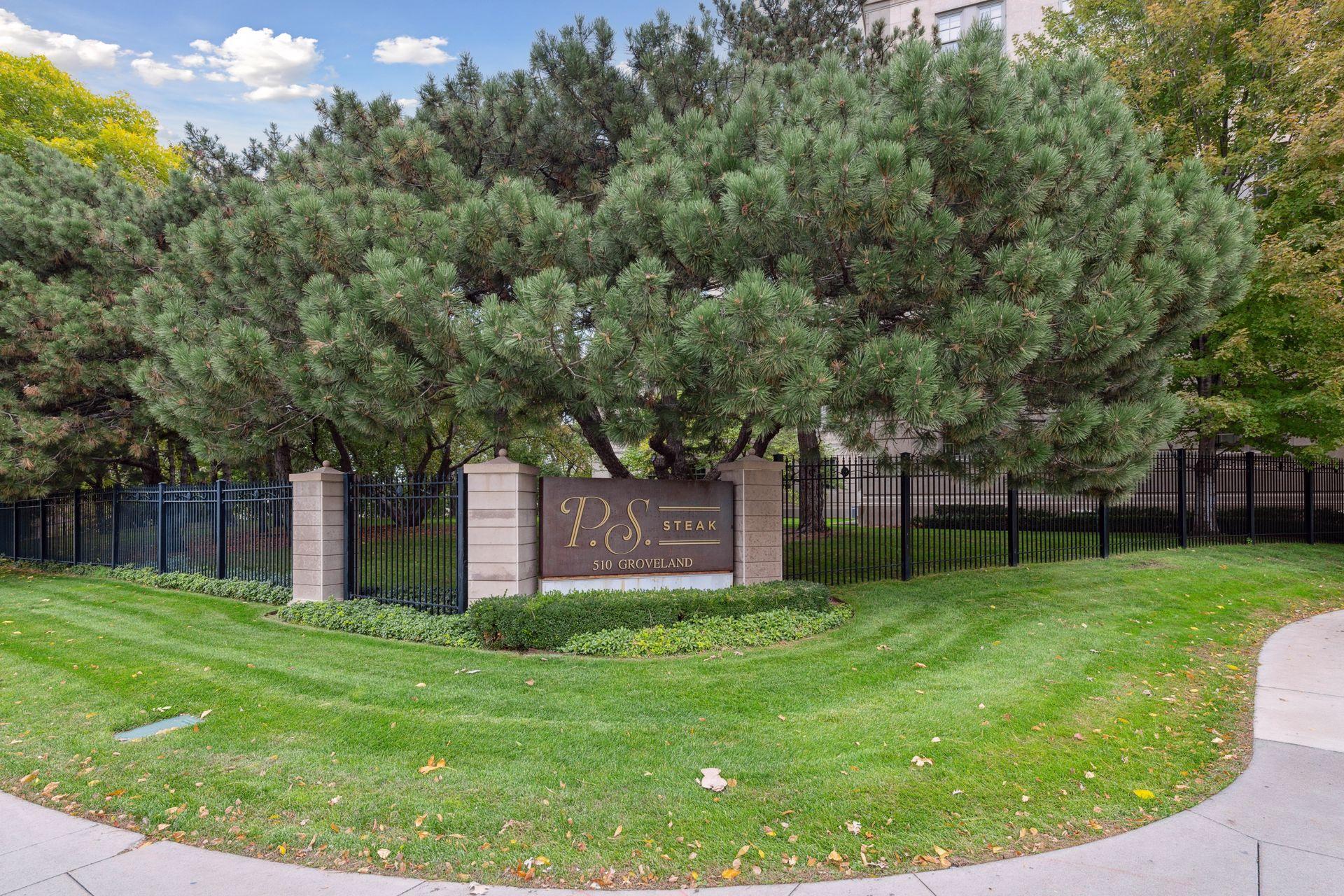 510 Groveland Avenue Unit: 522