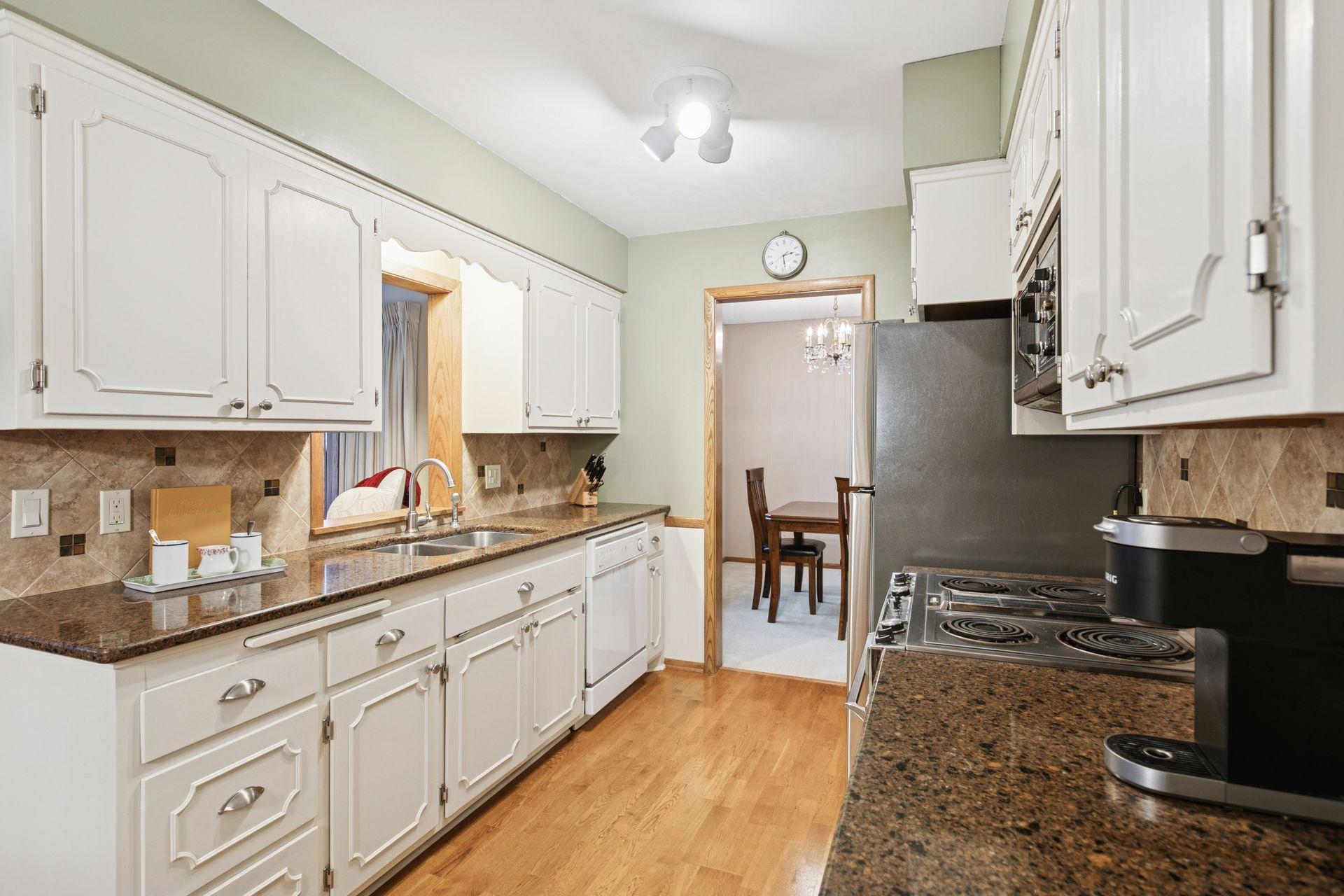 3420 Maplewood Drive