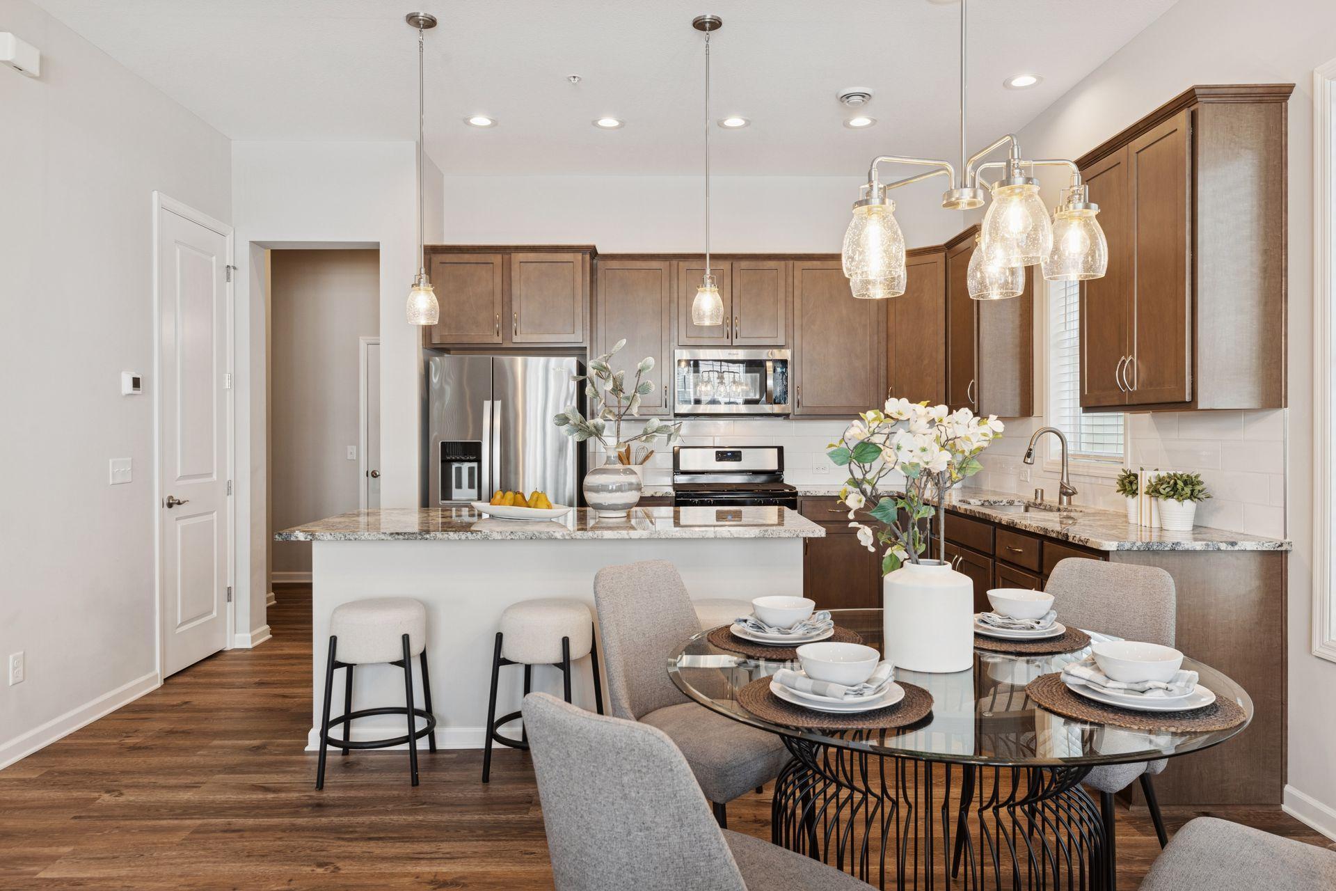 8060 Central Park Way N