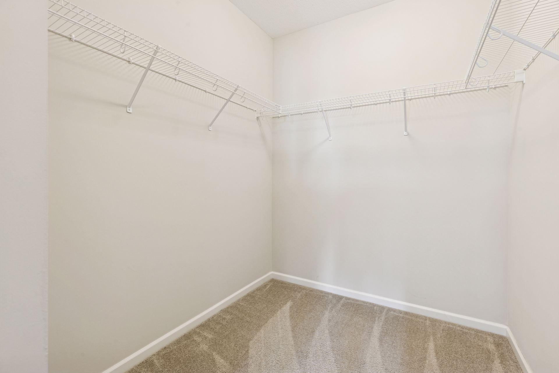 8060 Central Park Way N