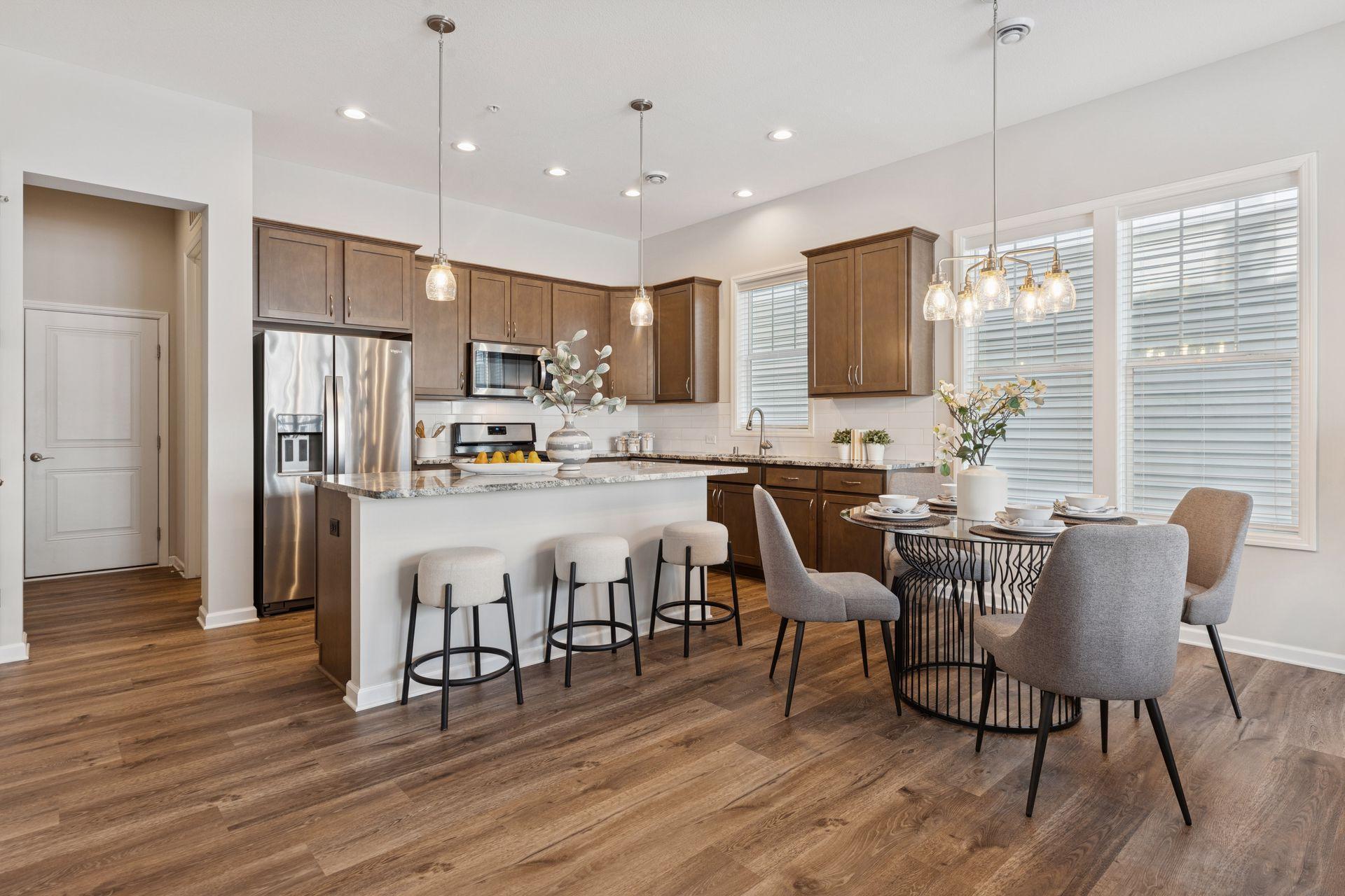 8060 Central Park Way N