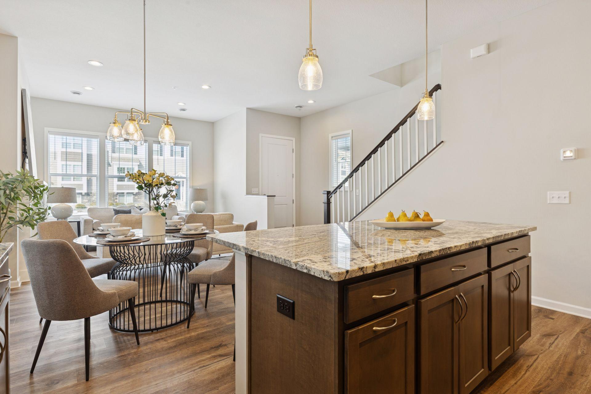 8060 Central Park Way N