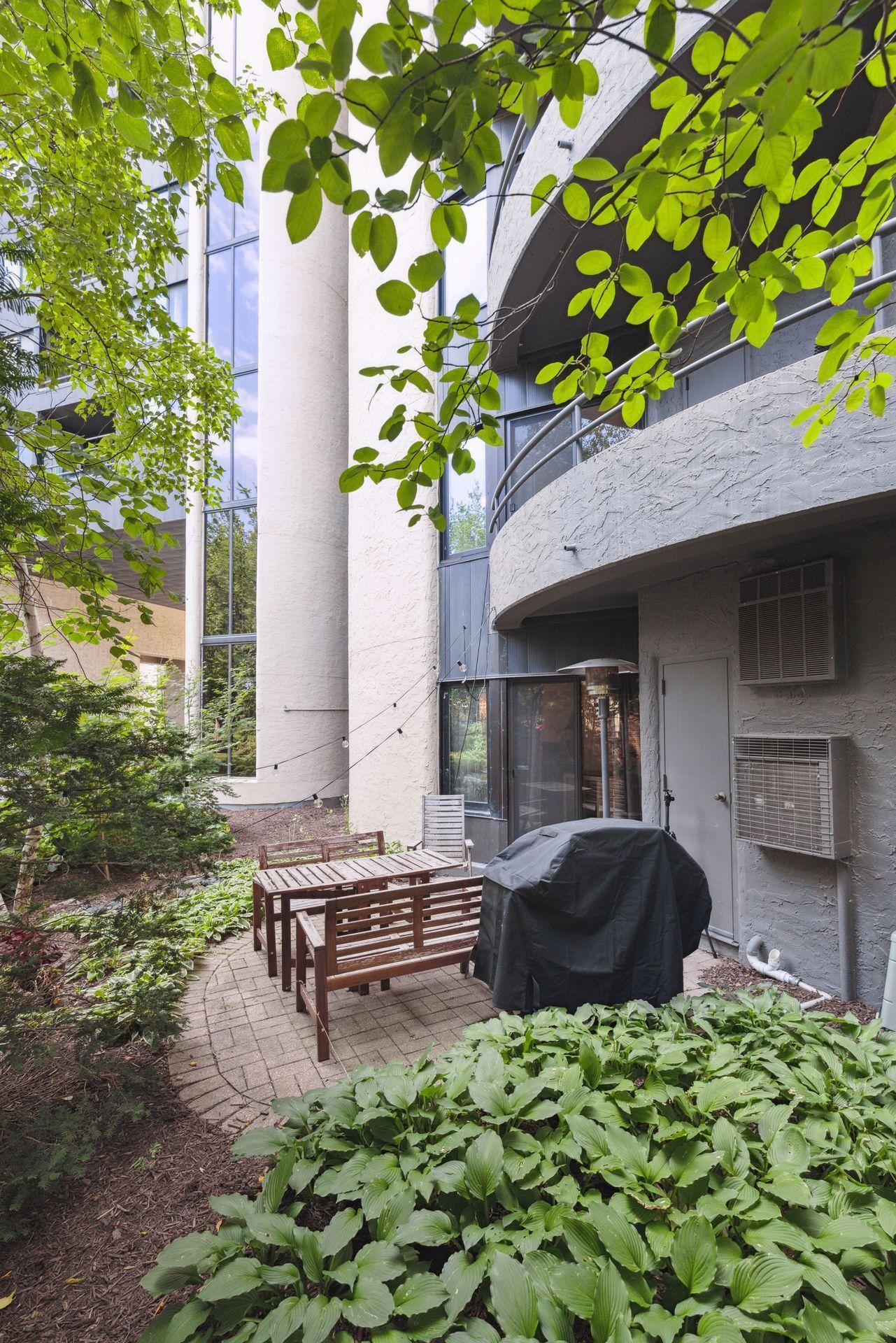 3151 Dean Court Unit: B106