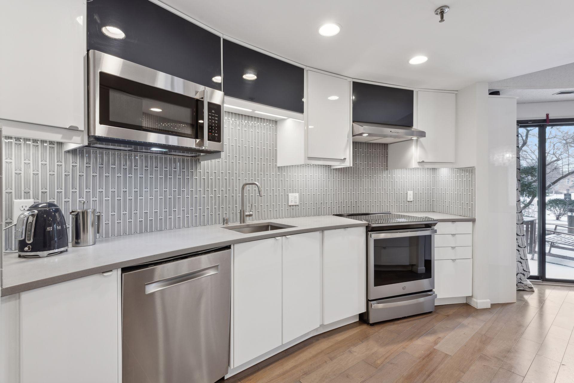 3151 Dean Court Unit: B106