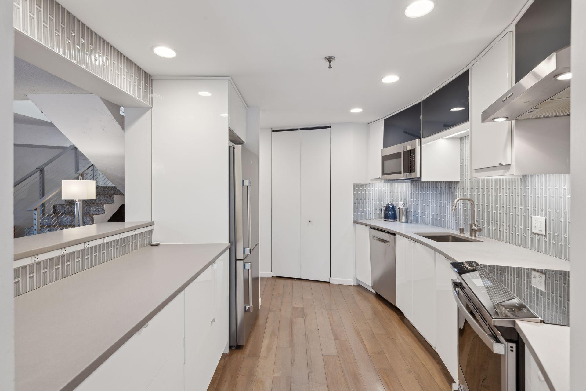 3151 Dean Court Unit: B106