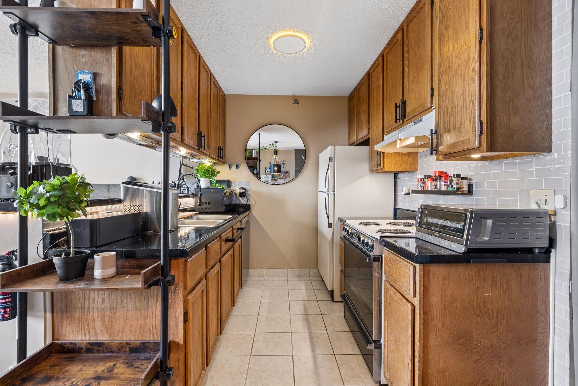433 S 7th Street Unit: 1704