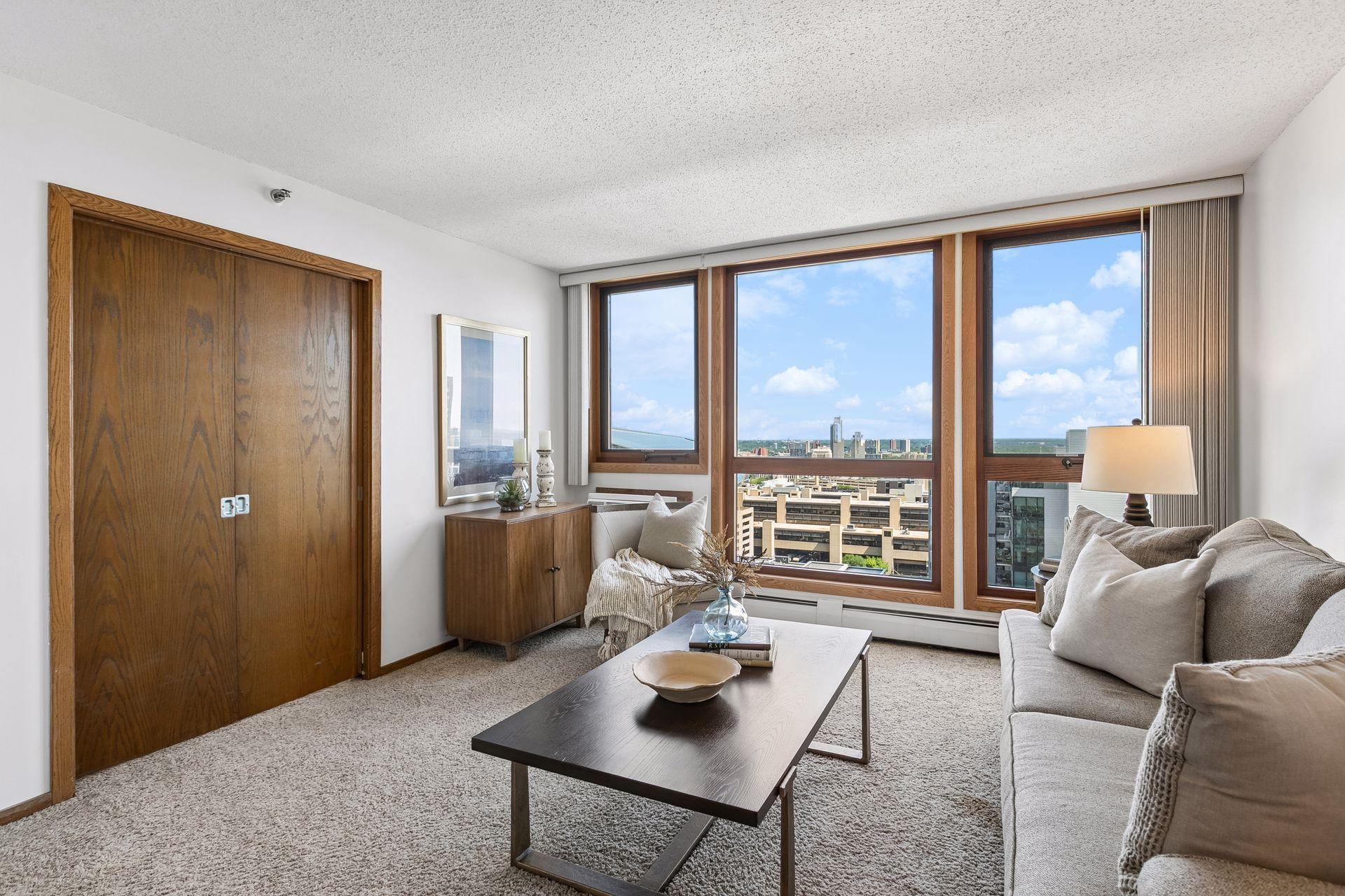 433 S 7th Street Unit: 2020