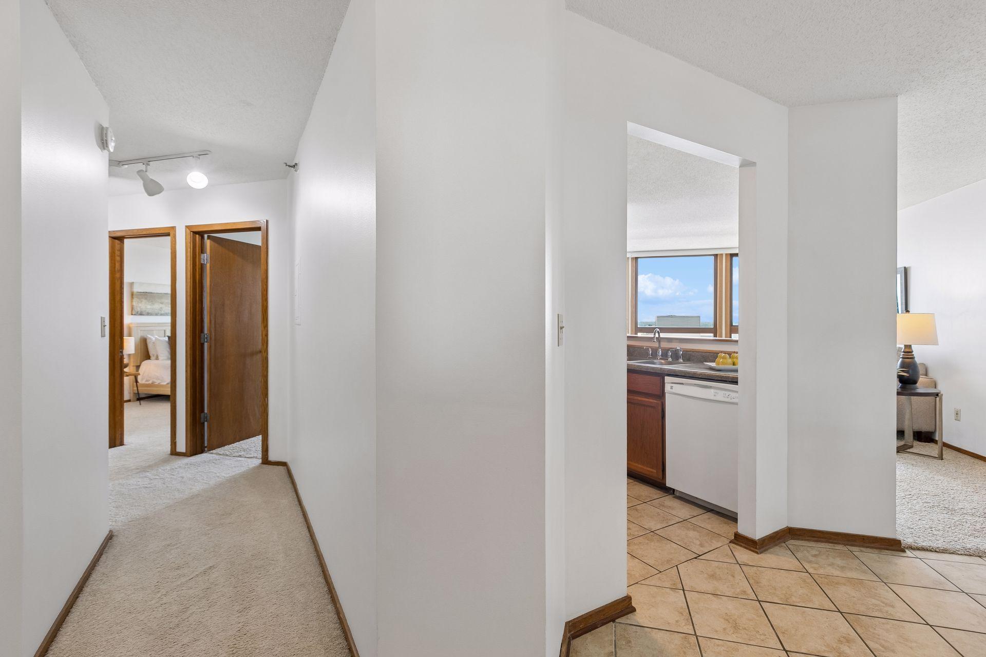 433 S 7th Street Unit: 2020