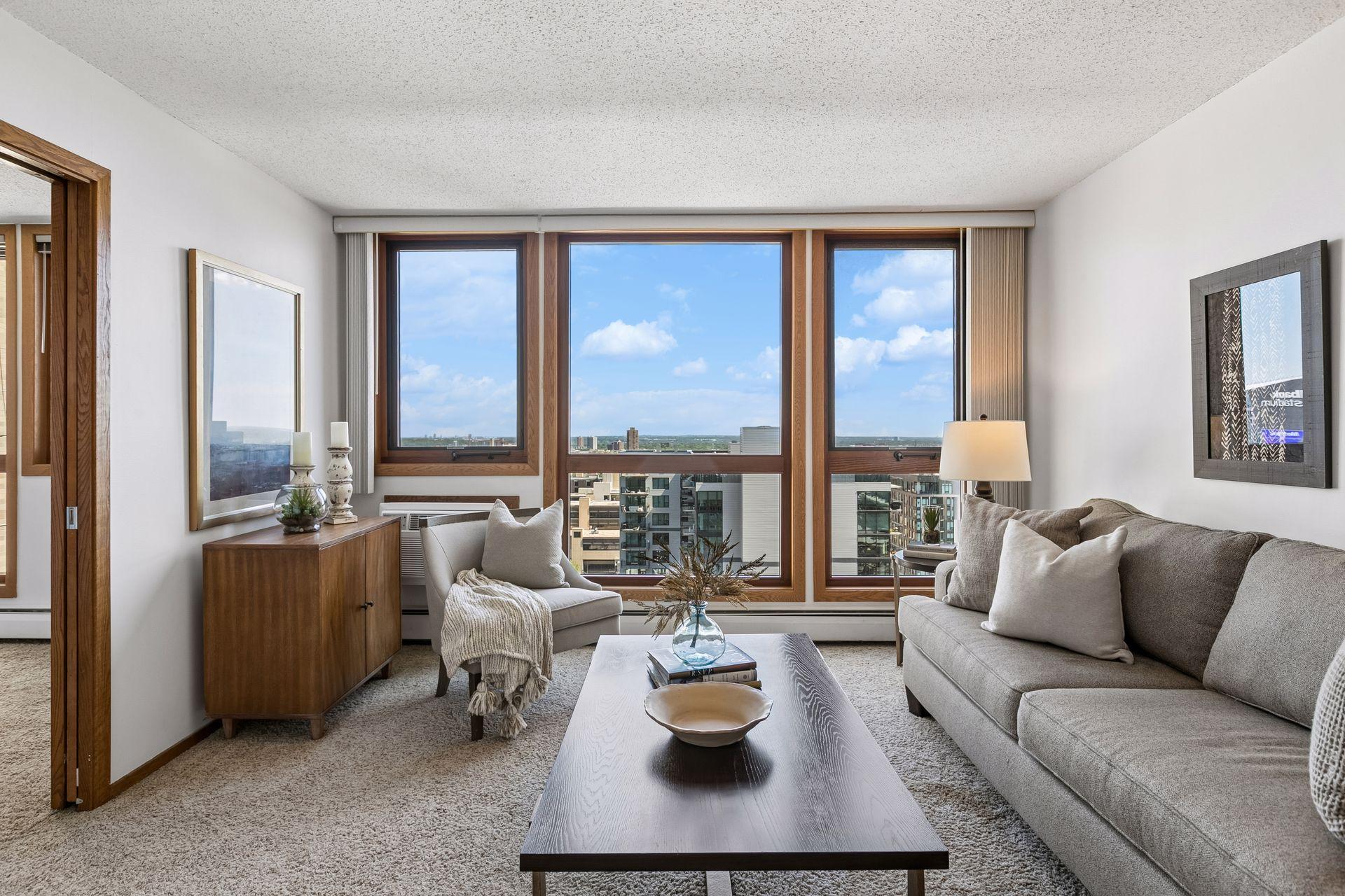 433 S 7th Street Unit: 2020