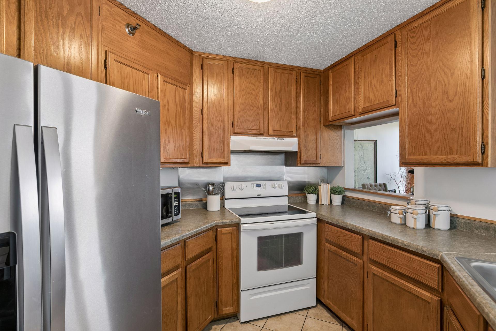 433 S 7th Street Unit: 2020