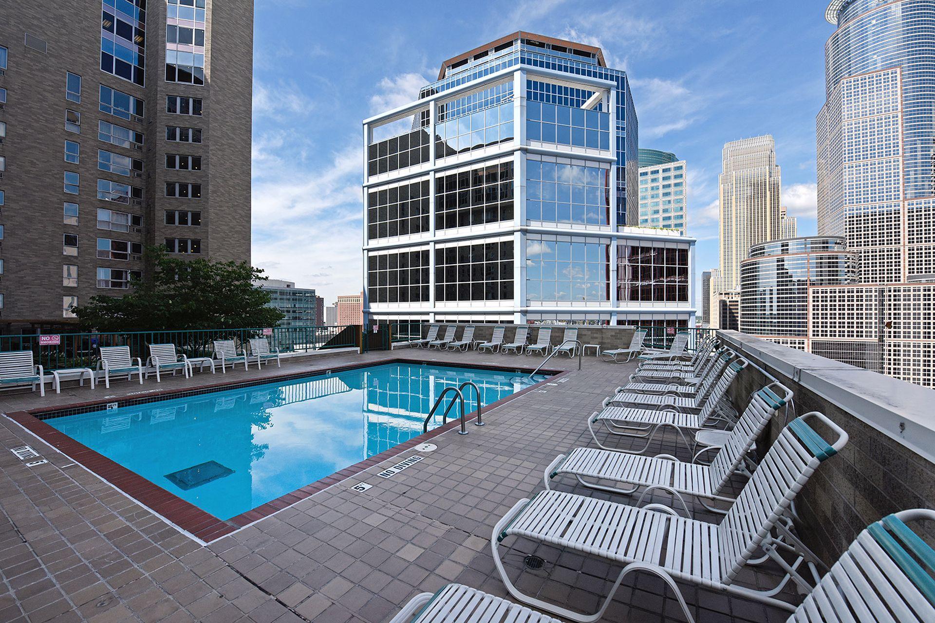 433 S 7th Street Unit: 2020