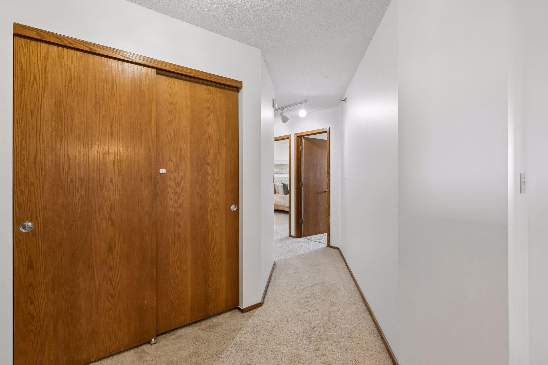 433 S 7th Street Unit: 2020