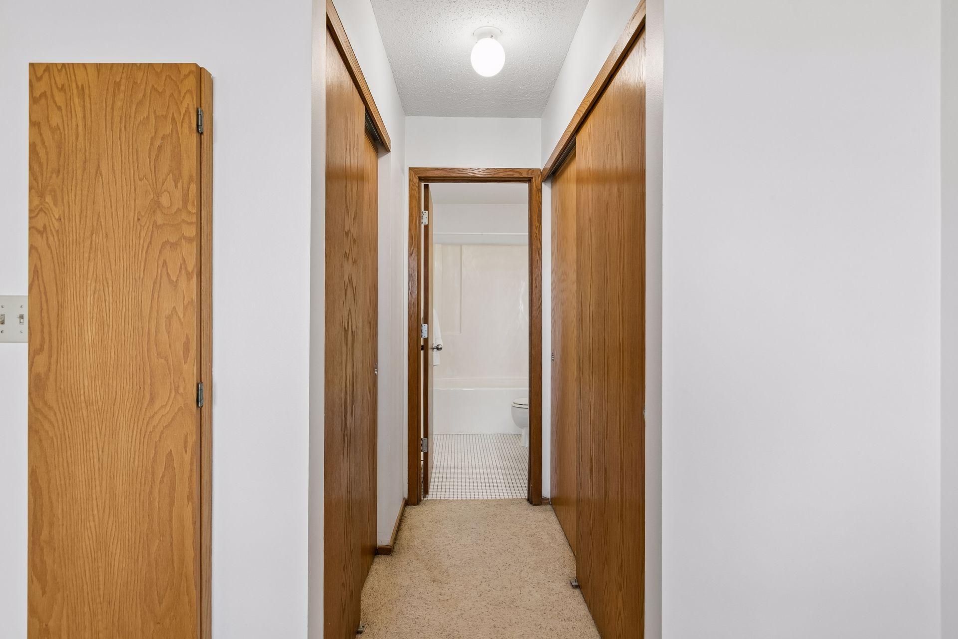 433 S 7th Street Unit: 2020