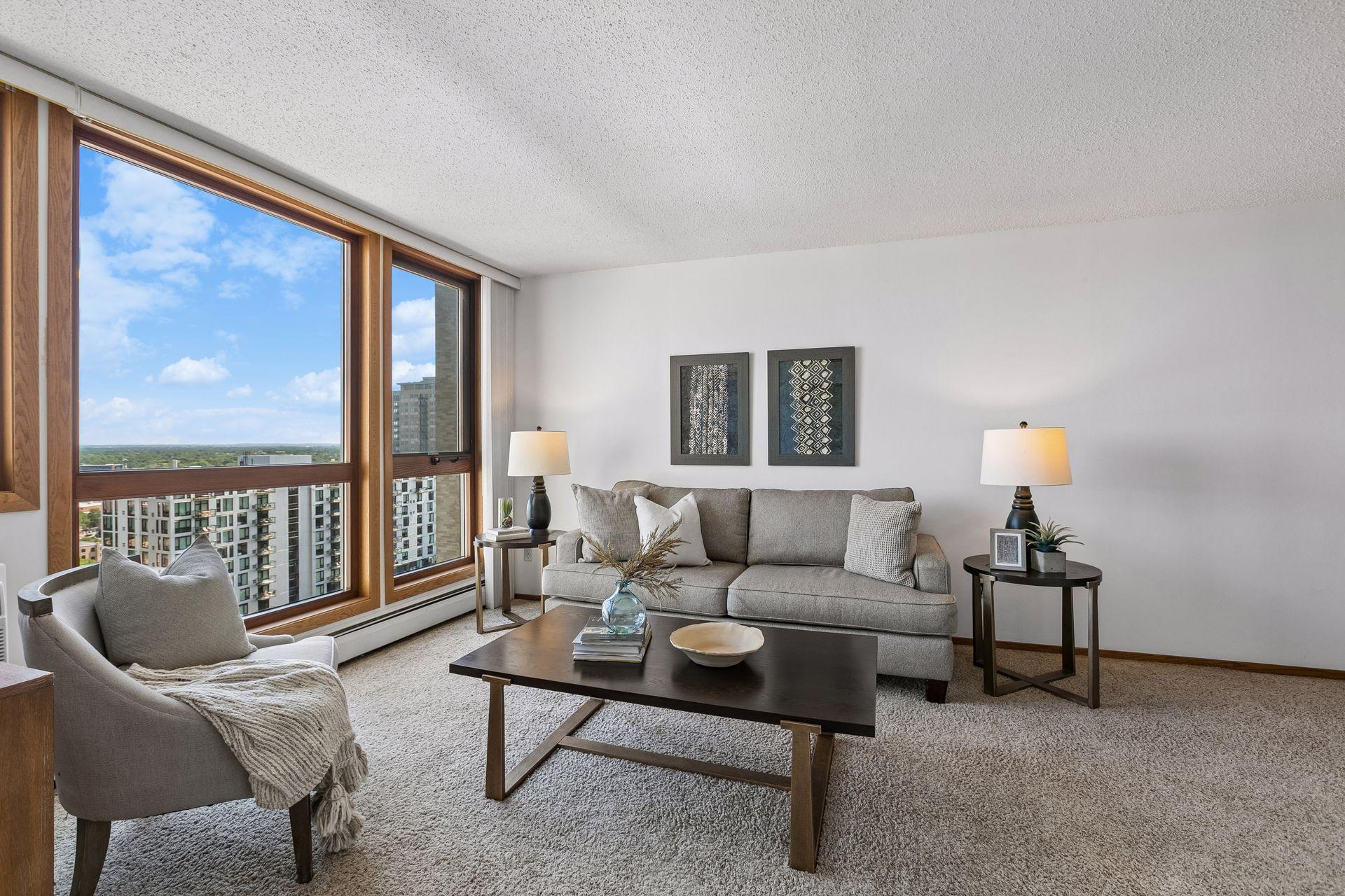 433 S 7th Street Unit: 2020