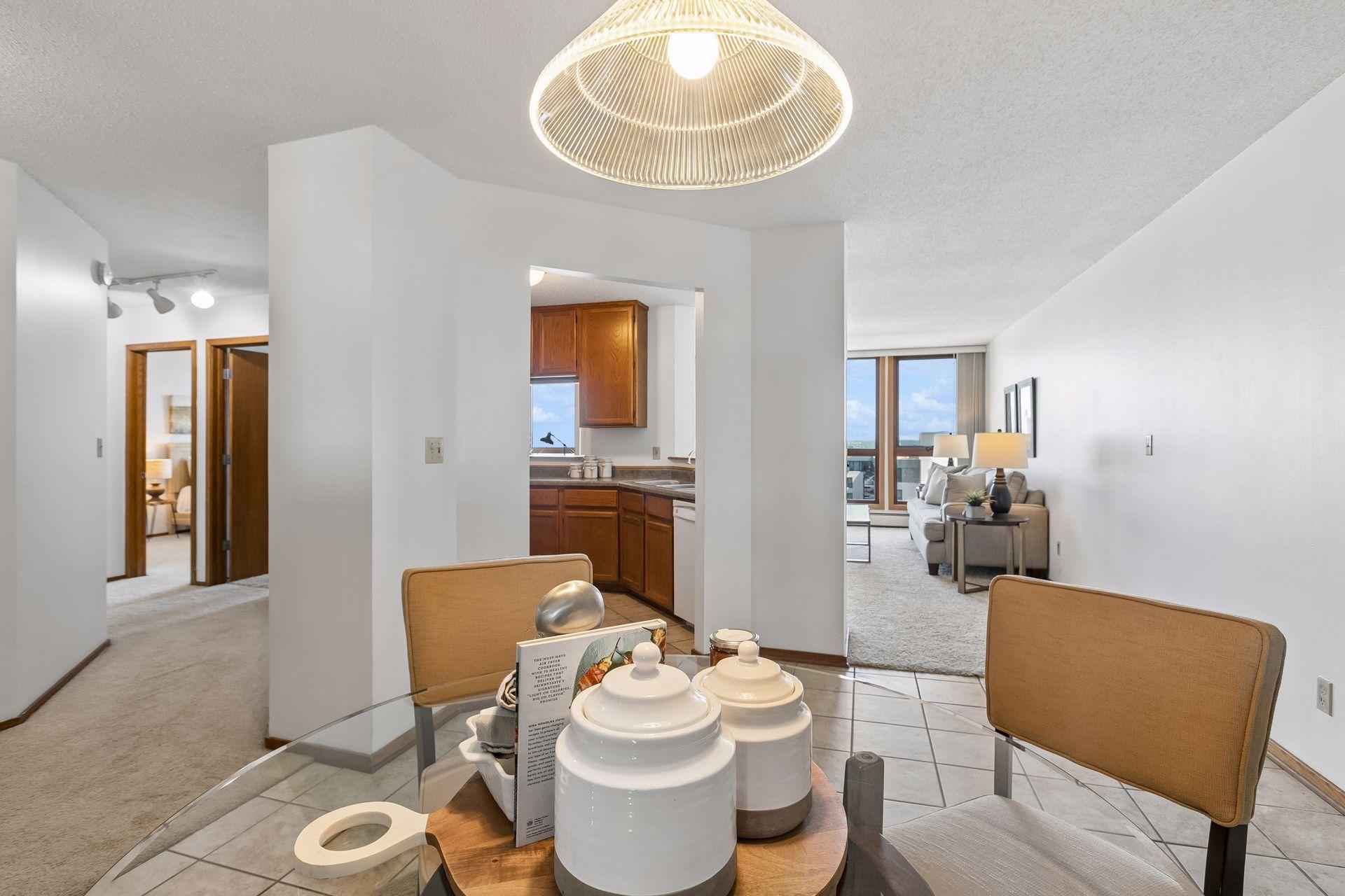 433 S 7th Street Unit: 2020