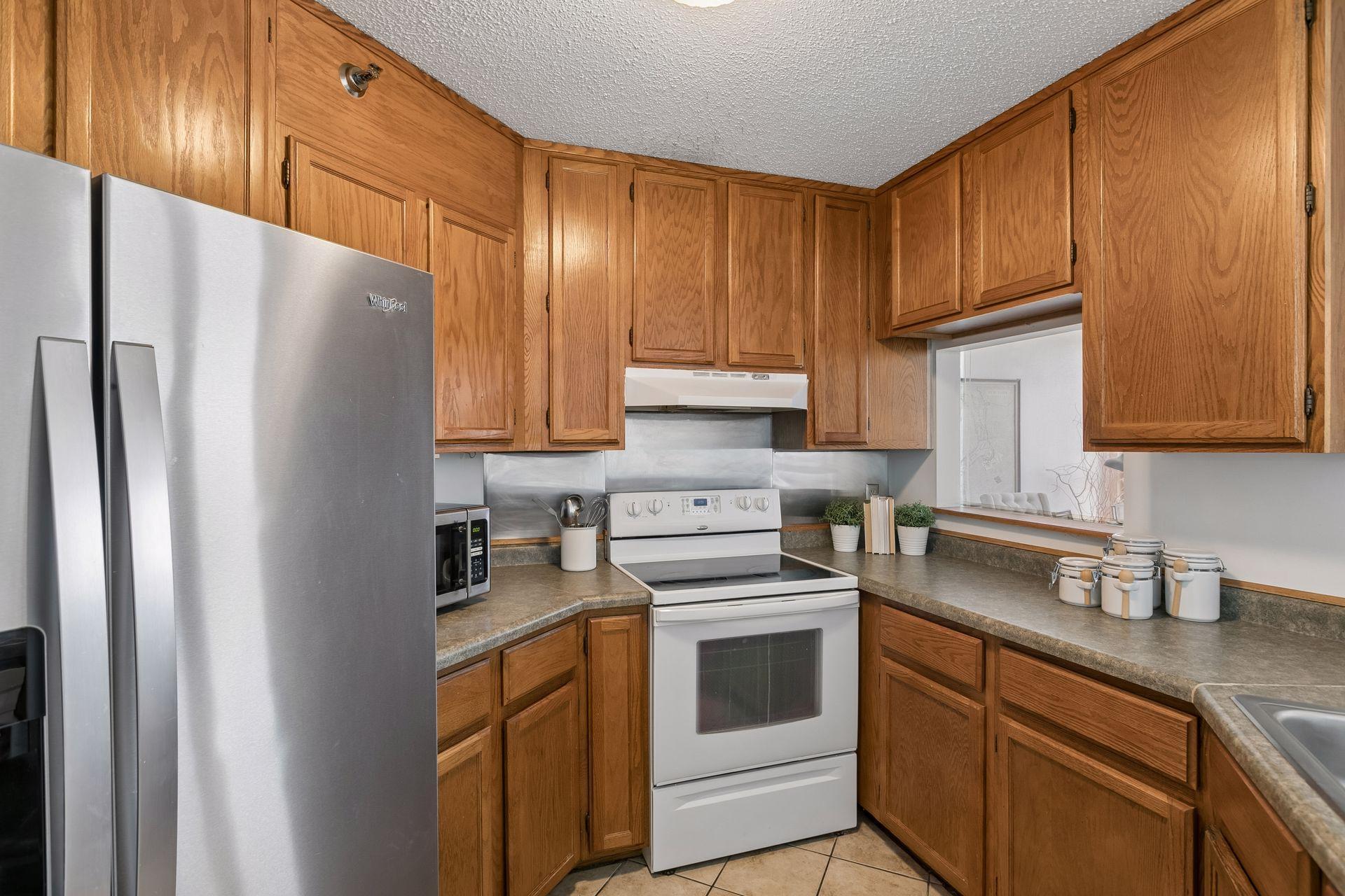 433 S 7th Street Unit: 2020