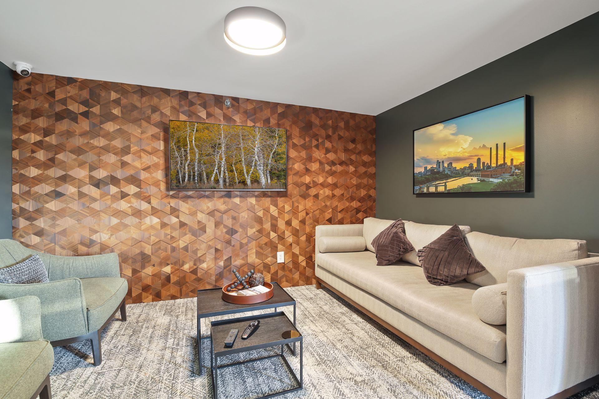 433 S 7th Street Unit: 2020