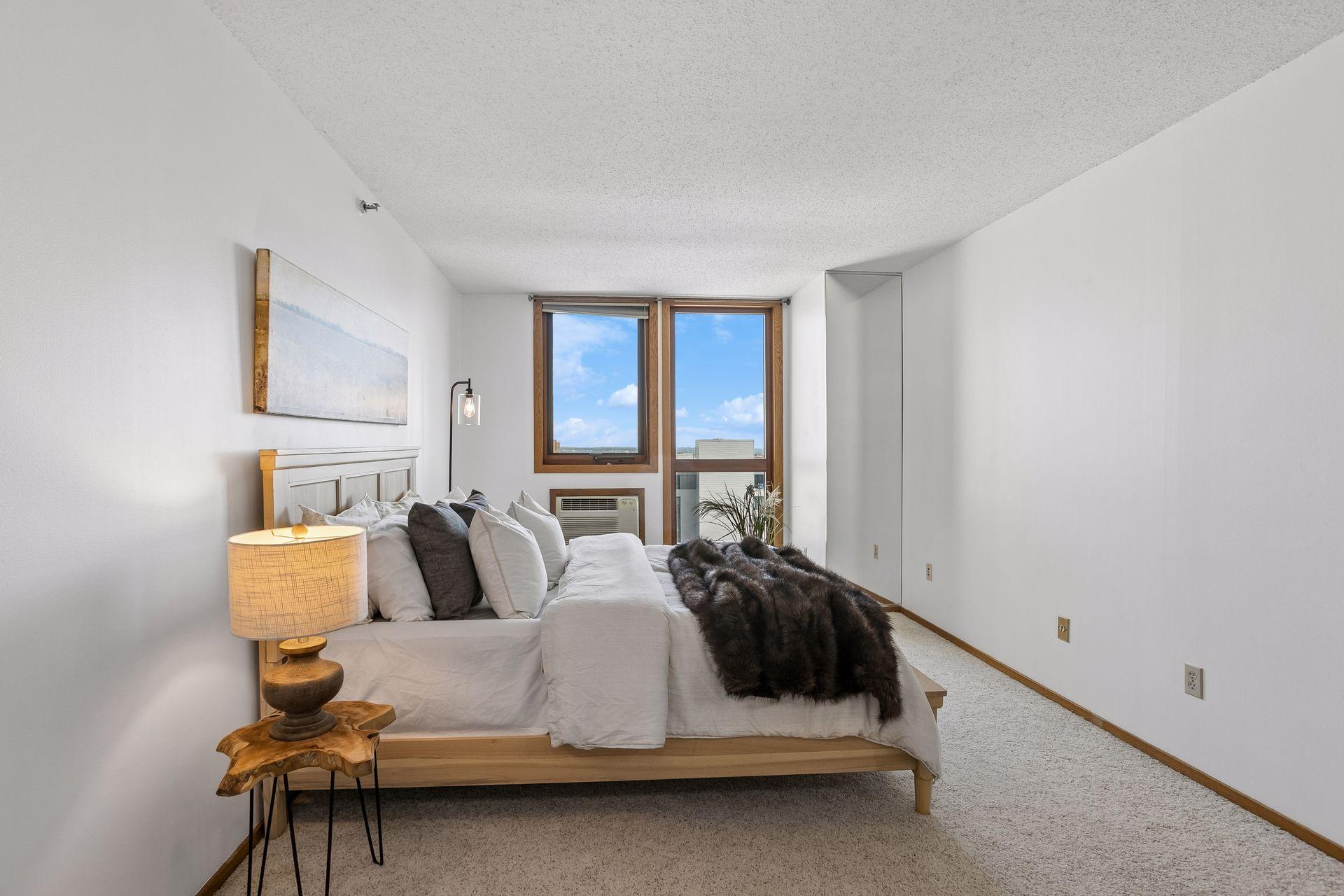 433 S 7th Street Unit: 2020